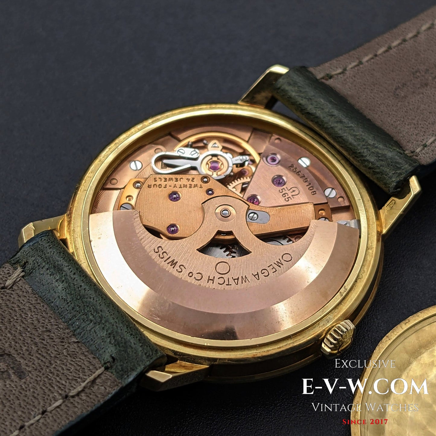 57 Years Old Vintage Omega Automatic 18k Gold Ref. 162033 / Cal. 565 / Vintage 1967