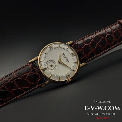 84 Years Old Vintage Jaeger-LeCoultre Fabrique en Suisse / 14k Gold / Cal. 428 / Vintage 1940