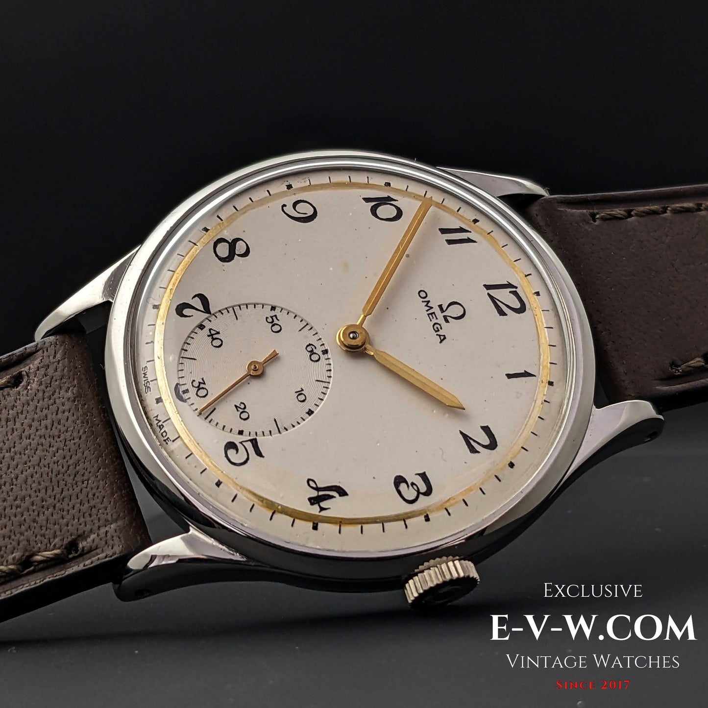 72 Years Old Vintage Omega Jumbo / two-tone dial / Cal. 266 (30T2) / Vintage 1952