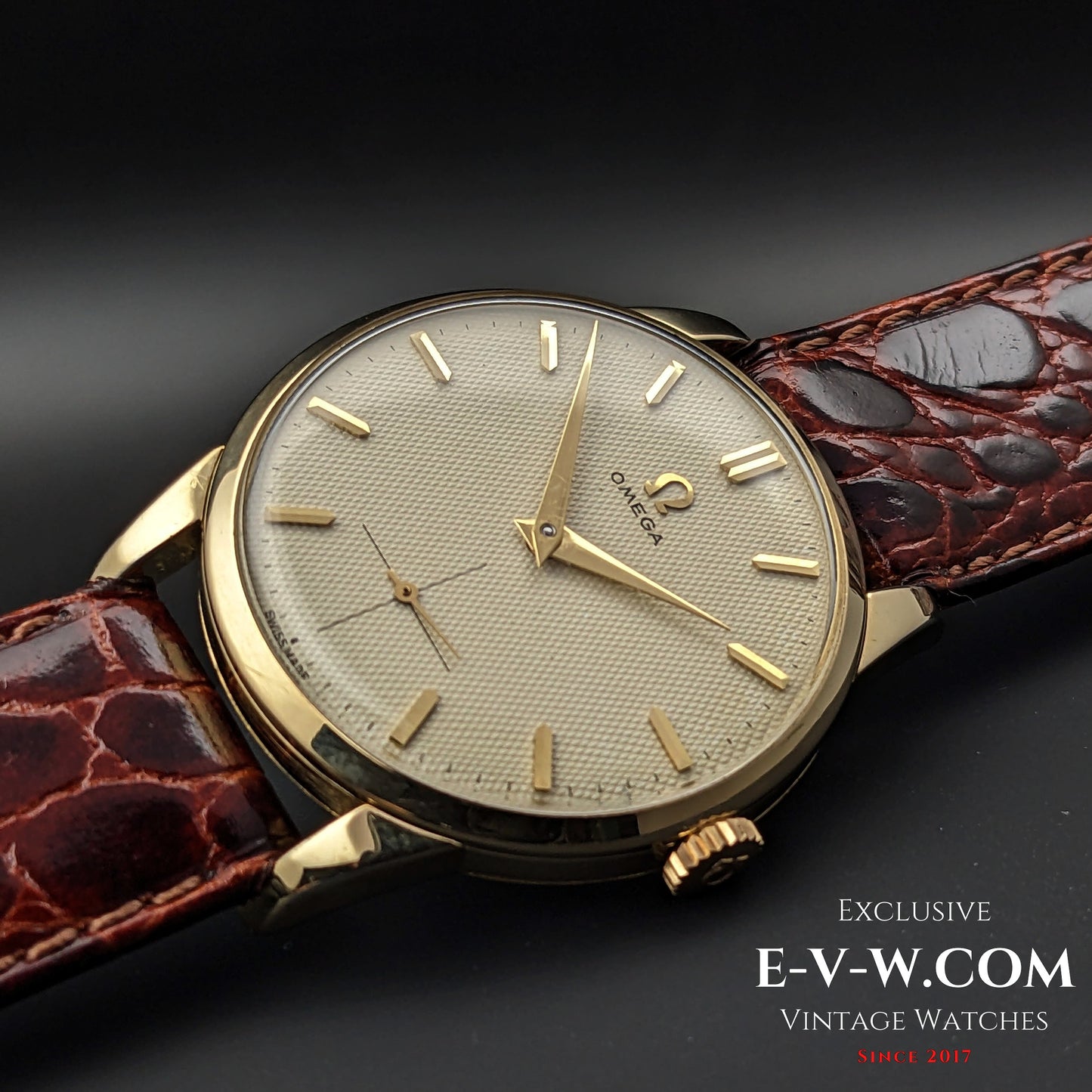 Omega vintage de 72 ans, cadran guilloché-honeucombe / Réf. 2512 11 / Cal. 266 / Année 1952