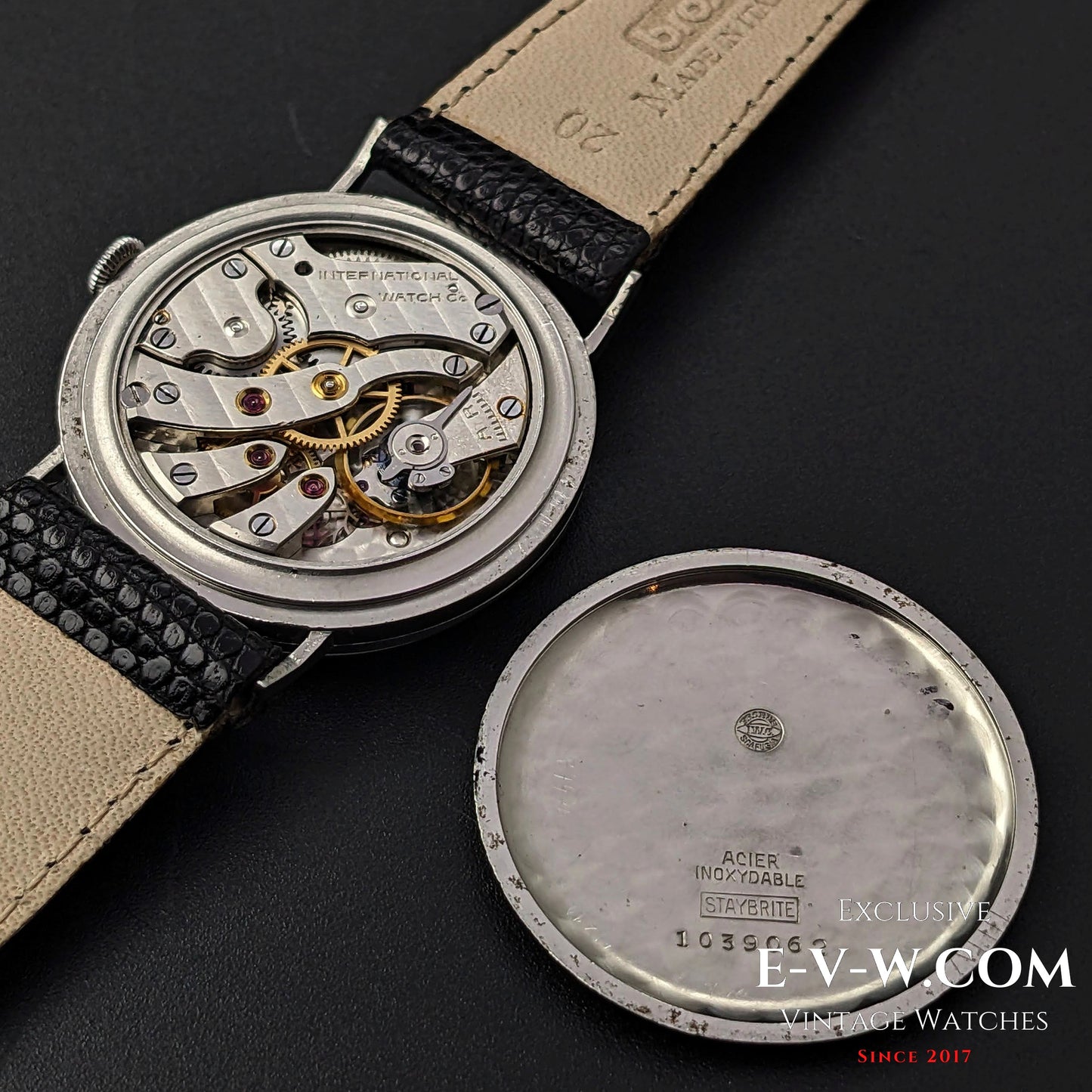 Montre IWC Schaffhausen vintage de 84 ans / Cal. 83 / Année de fabrication : 1939