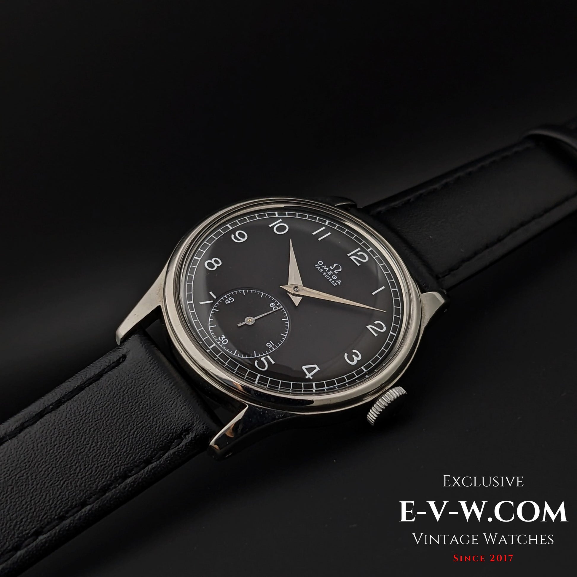 80 Years Old Vintage Omega SUVERAN WWII Ref. 2400-7 / Cal. 30T2PC Vintage 1944