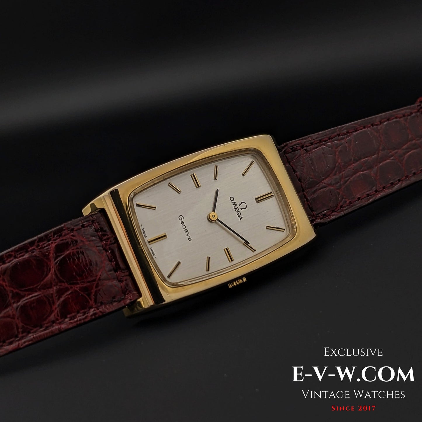 Omega Geneve Tank vintage plaquée or / Jumbo réf. 111010 / Cal. 620 / Année 1971