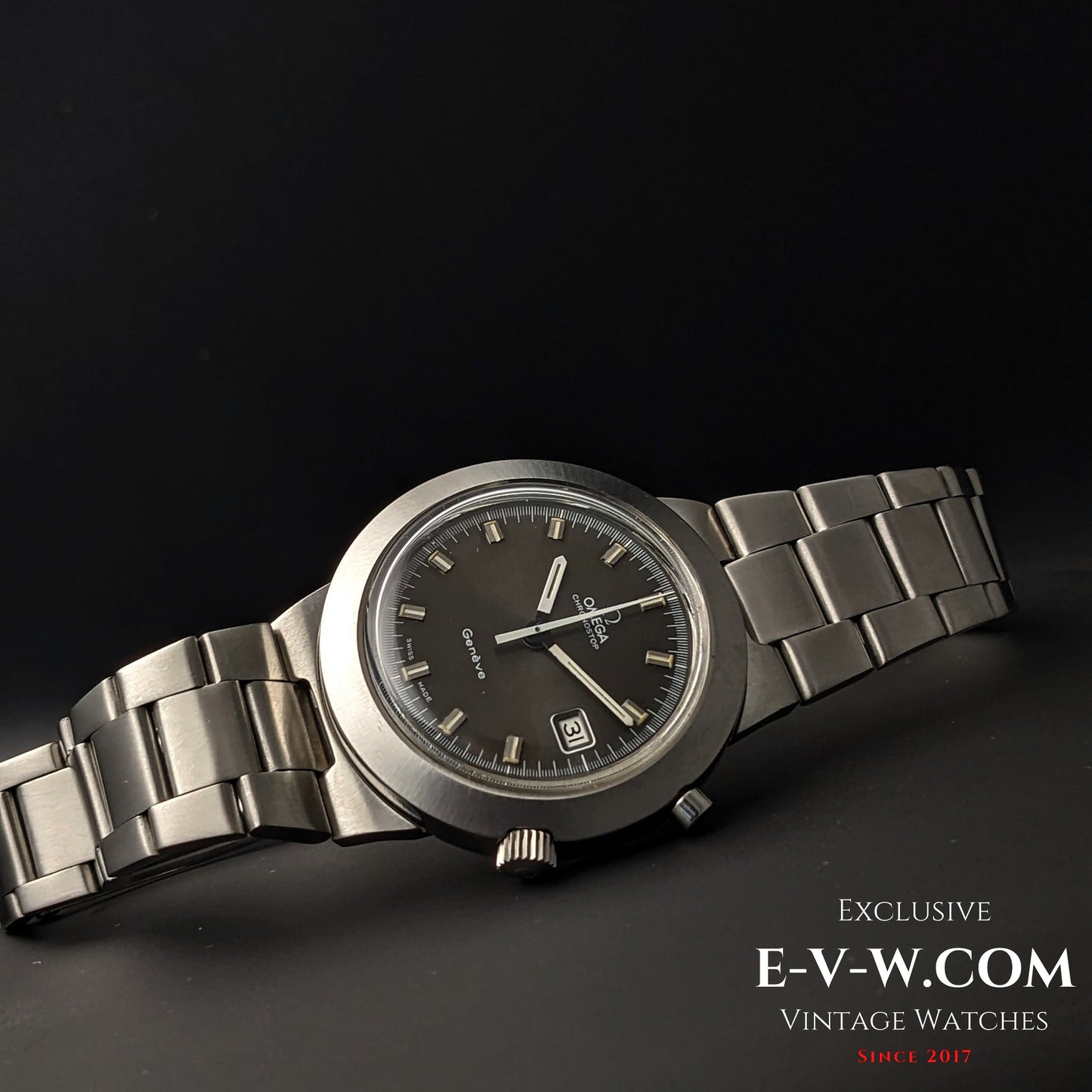 Omega Chronostop UFO vintage de 56 ans / Réf. 146012 / Cal. 920 / Année 1969 / Révisée 