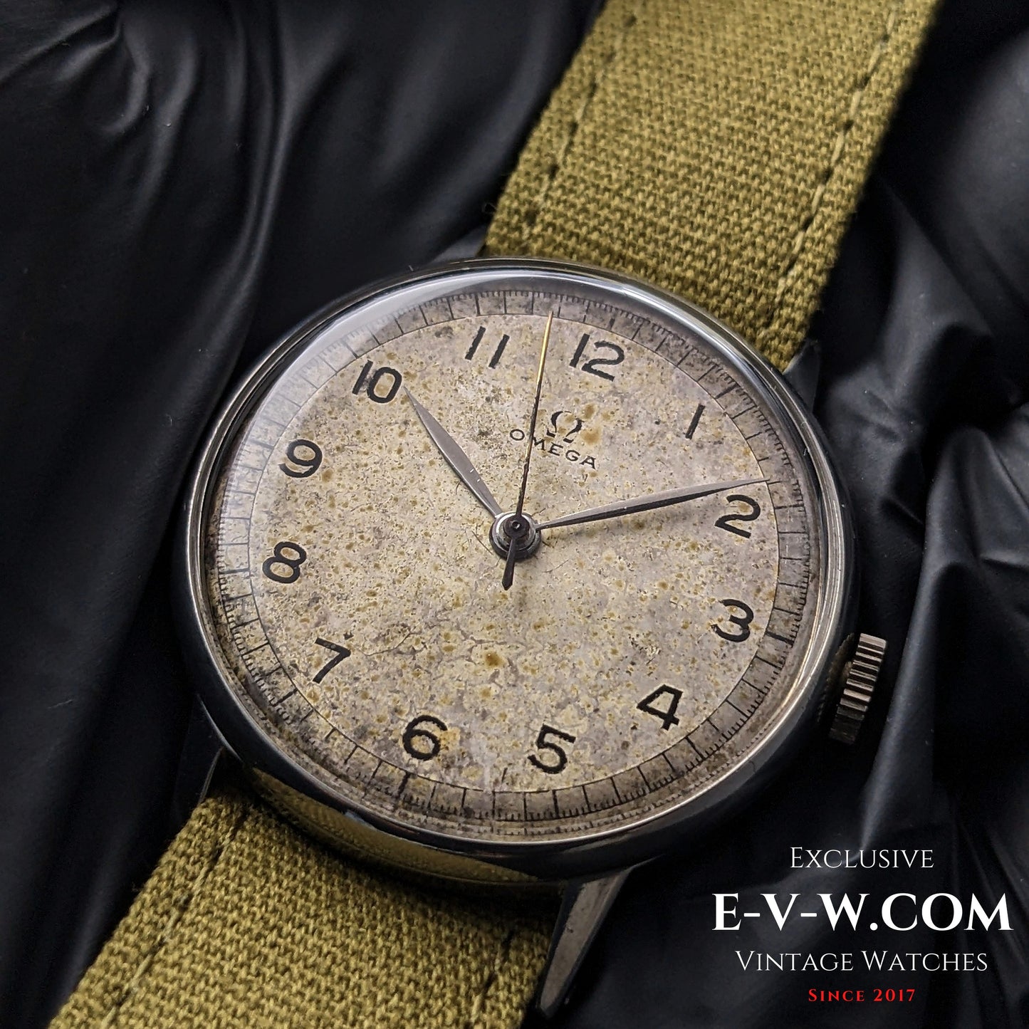 Environ 80 ans — Omega 30T2 Seconde Guerre mondiale « style Calatrava » | Réf. 2349/3 | Cal. 30T2 SC | Vers 1944 | Révisée 