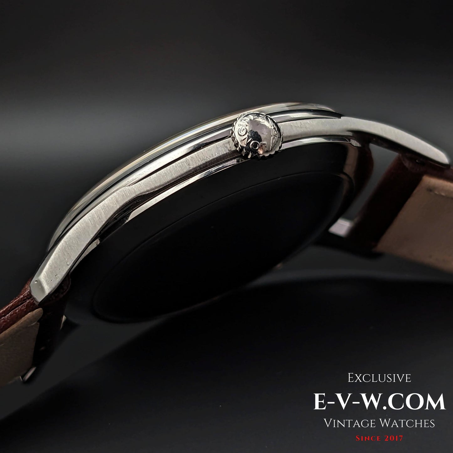 66 Years Old Vintage Omega Calatrava 14726 1SC / Cal. 285 (30T2 family) / Antique 1958