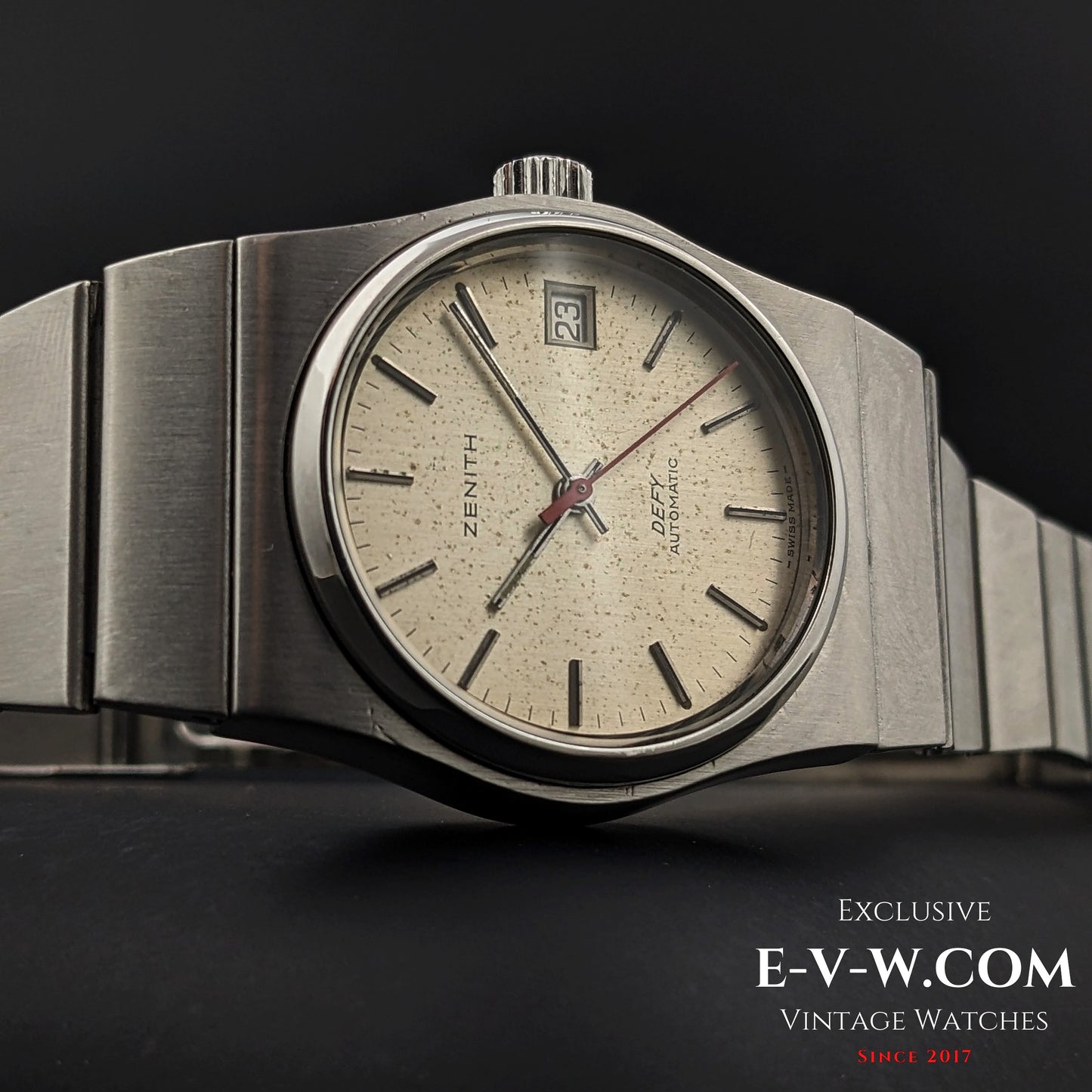 54 Years Old Vintage Zenith Defy Surf Automatic / Cal. 456 Vintage 1970