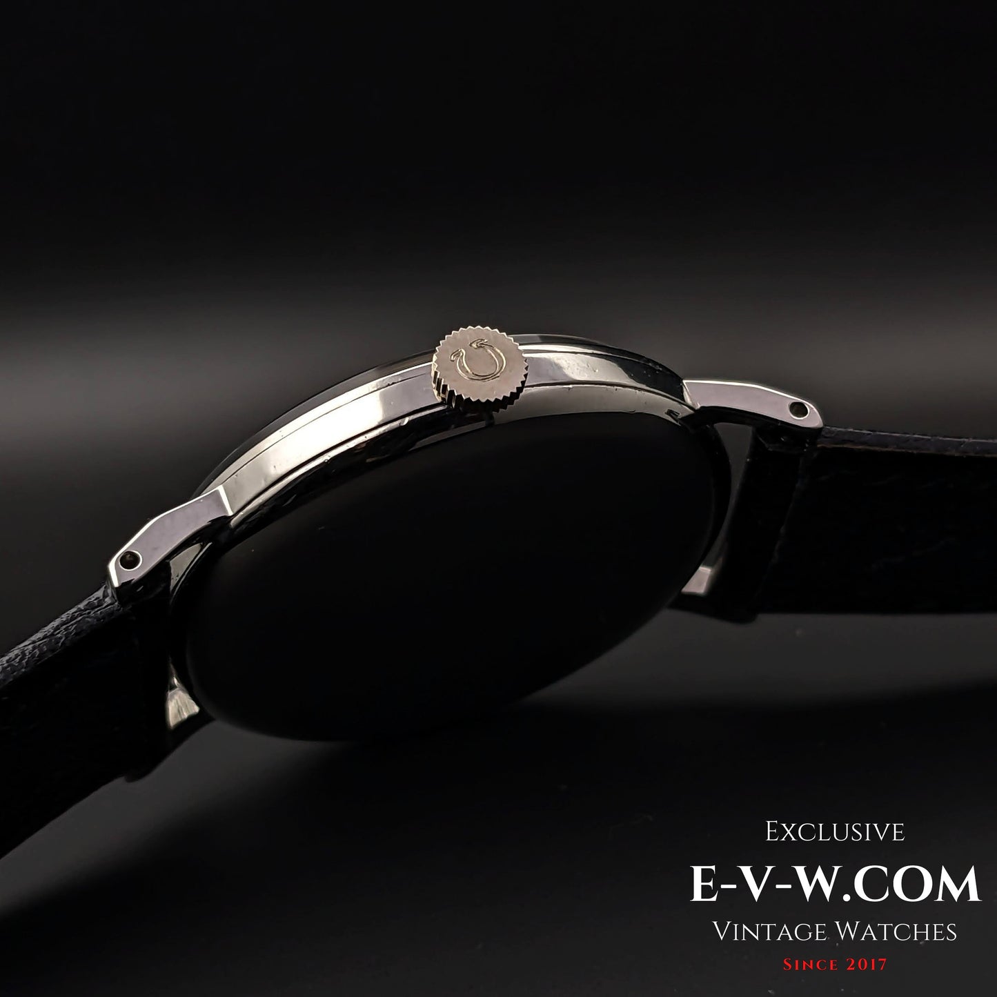 81 Years Old Vintage Omega Sector / Jumbo / WWII / Cal. 30T2 / Vintage 1943