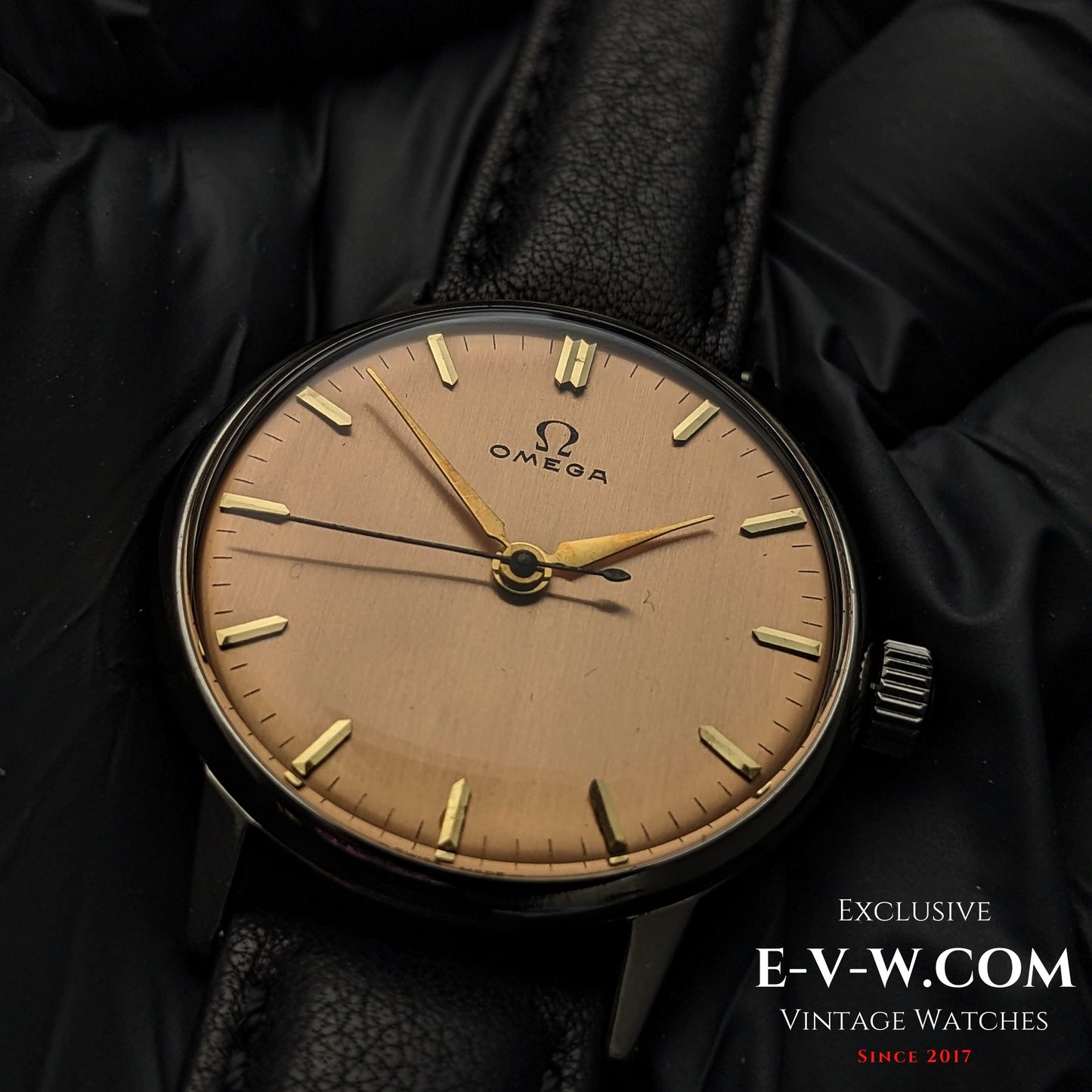 73 Years Old Vintage Omega Salmon Dial / Ref. 2348-7 / Cal. 283 (30T2) / Vintage 1952