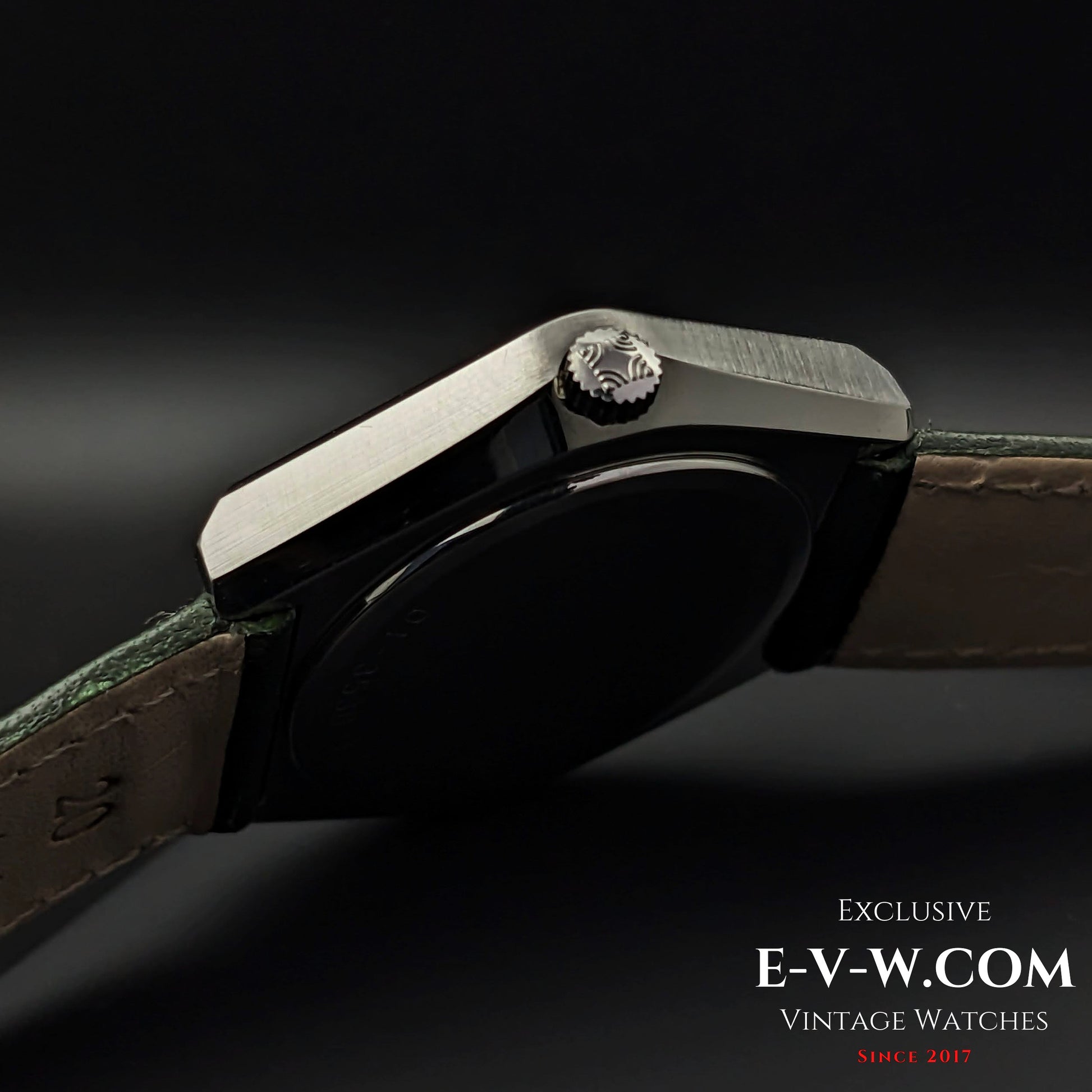 "54 Years Old Vintage Zenith Rare Hexagon Jumbo  Ref.  01-3530-172 / Cal. 2320 / Vintage  1970"