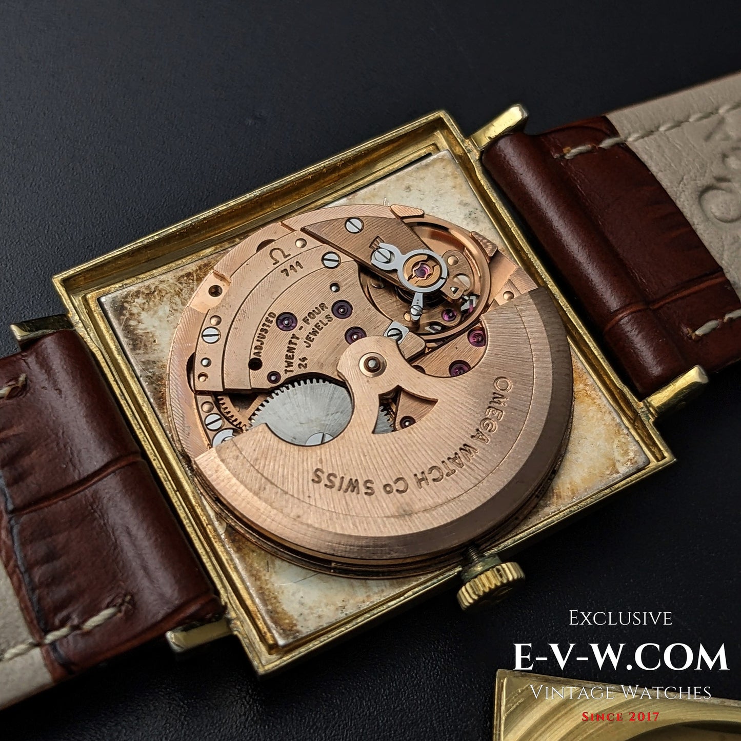 Omega DE VILLE Automatique Vintage / Carrée / Plaqué Or / Réf. 161.021 / Cal. 711 Ultra-mince / Année 1964