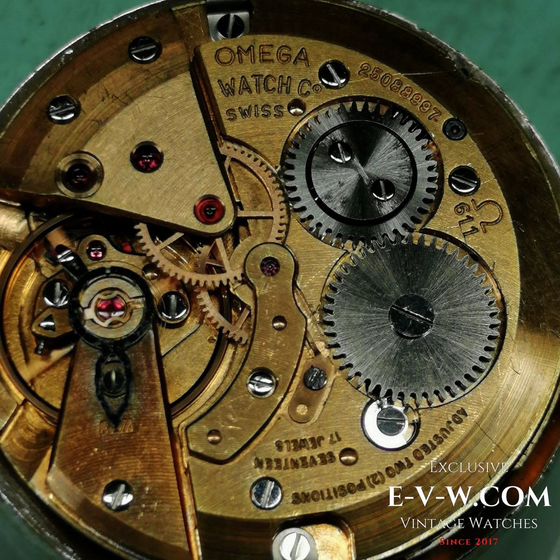 56 Years Old Vintage Omega Seamaster Ref. 136017 / Cal. 611 / Vintage 1967