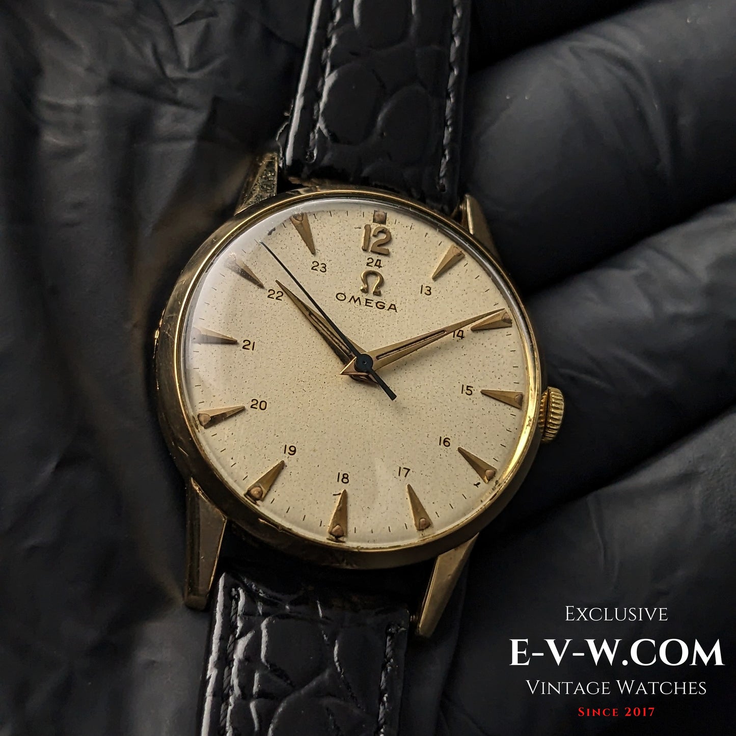 Omega vintage rare de 73 ans, cadran 24 heures / Réf. 2496-3SC / Cal. 283 (30T2) / Année 1952 / Révisée