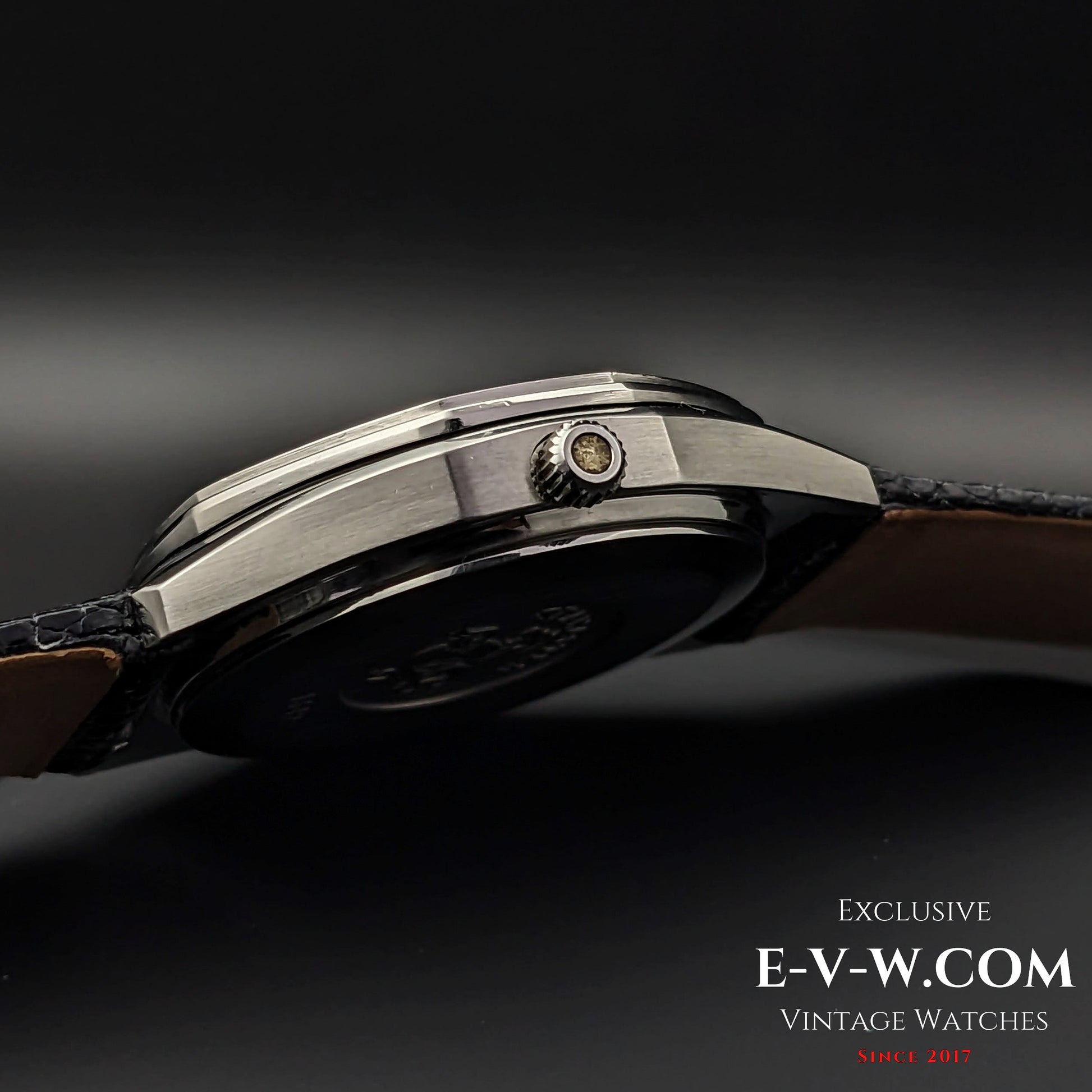 46 Years Old Vintage Omega Seamastar Qurtz 1960125 / Cal. 1342 / Vintage 1978