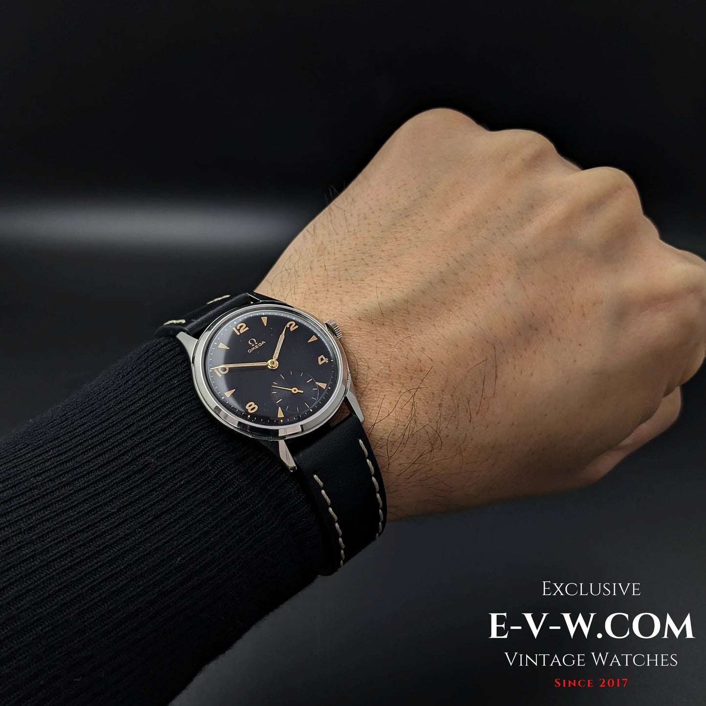 77 Years Old Vintage Omega Black Ref. 2622-1 / Cal. 265 (30T2) / Vintage 1947