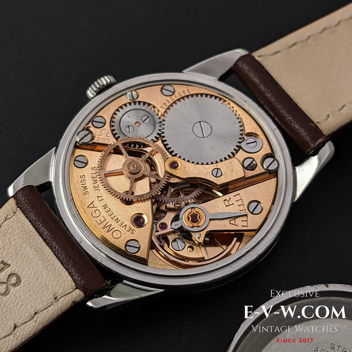 66 Years Old Vintage Omega Calatrava 14726 1SC / Cal. 285 (30T2 family) / Vintage 1958