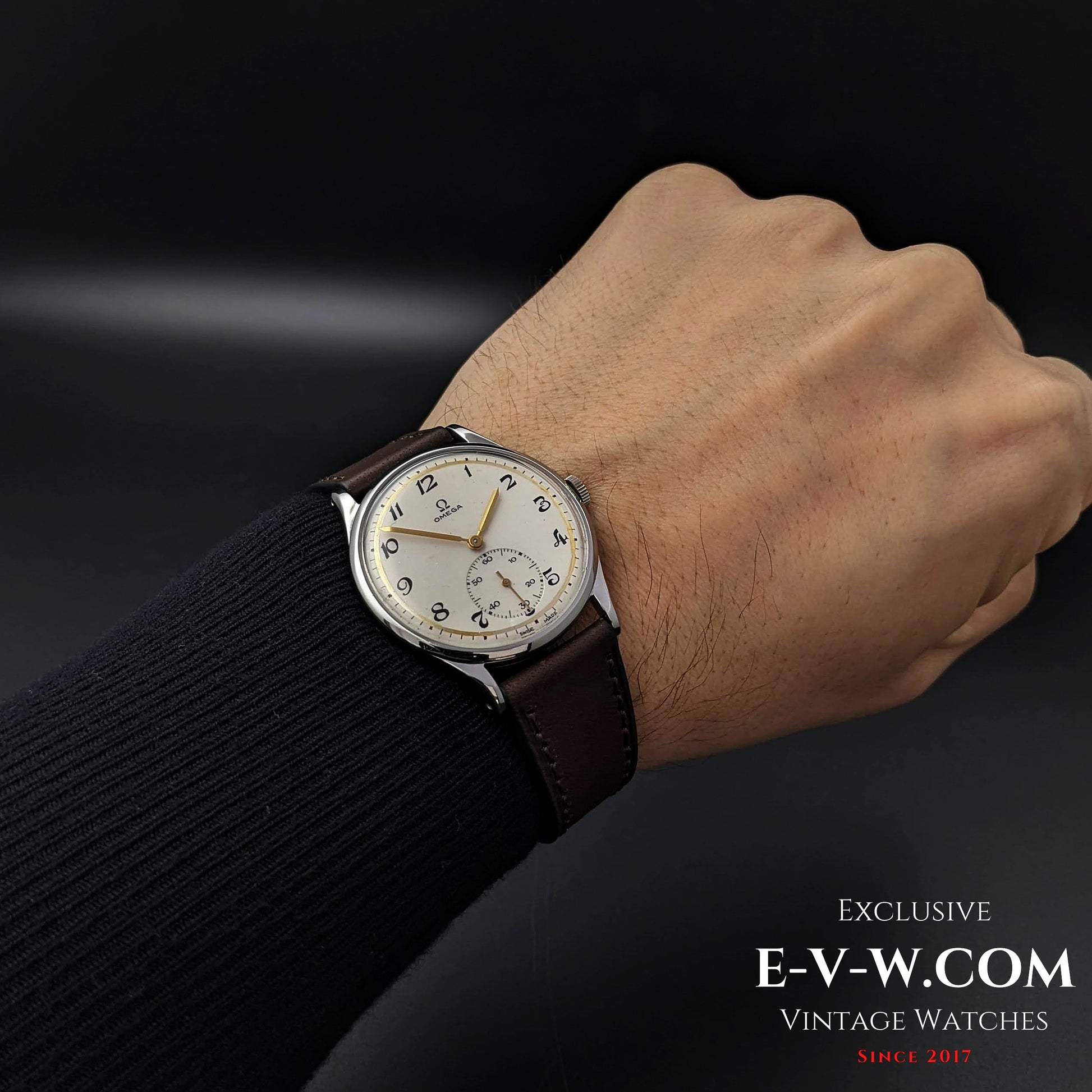 72 Years Old Vintage Omega Jumbo / two-tone dial / Cal. 266 (30T2) / Vintage 1952