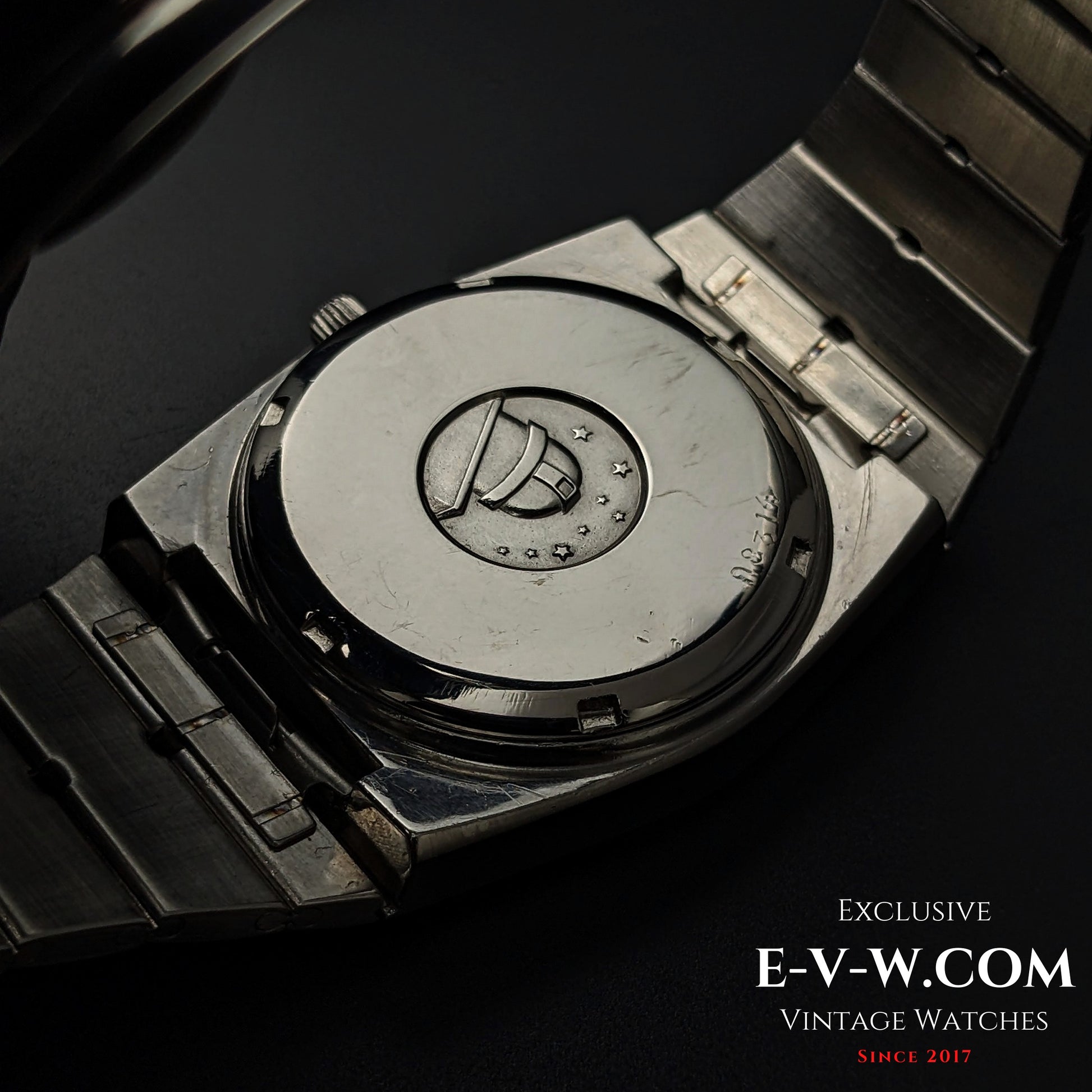 53 Years Old Vintage Omega Constellation MEGAQUARTZ 32 KHz / Ref. 196.0015 / Cal.1310/ Vintage 197253 Years Old Vintage Omega Constellation MEGAQUARTZ 32 KHz / Ref. 196.0015 / Cal.1310/ Vintage 1972