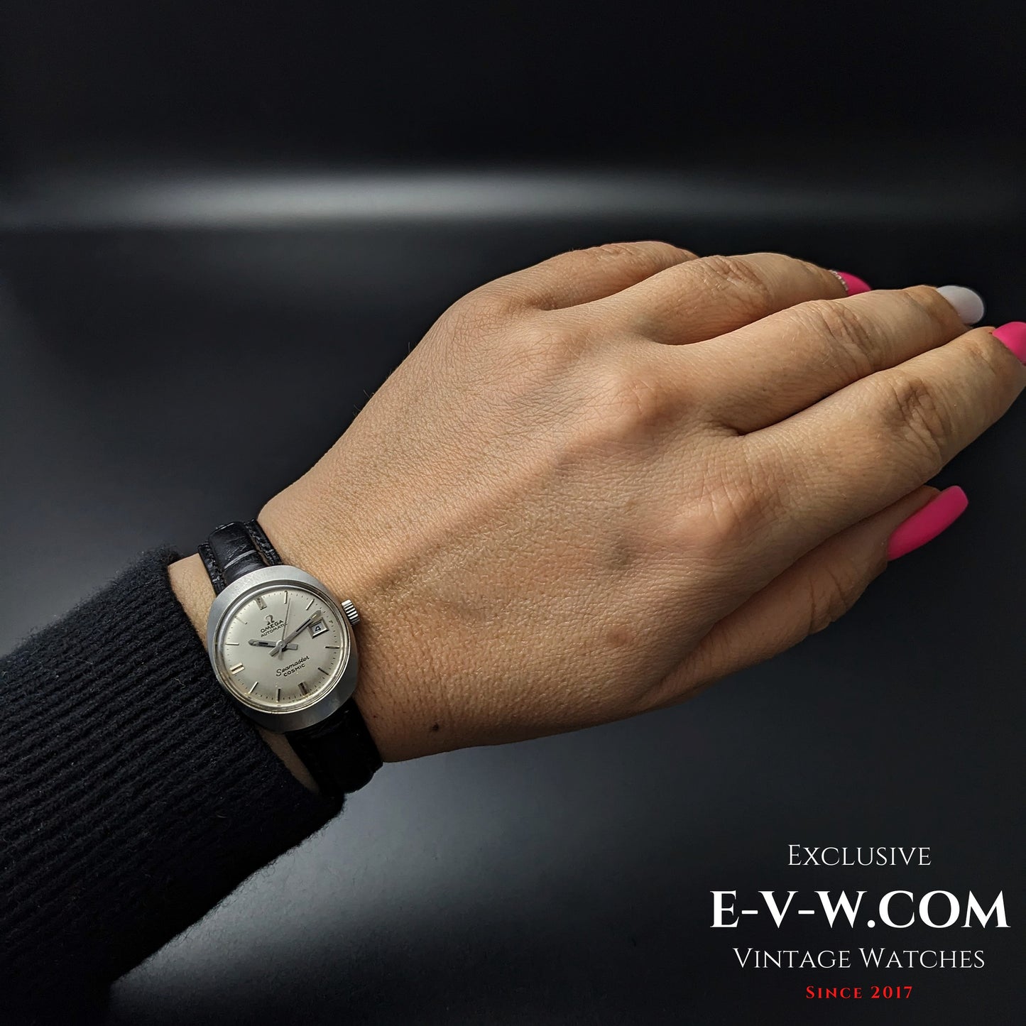 54 Years Old Vintage Omega Lady Seamaster Cosmic / Ref. 566.018 / Cal. 684 / Vintage 1971