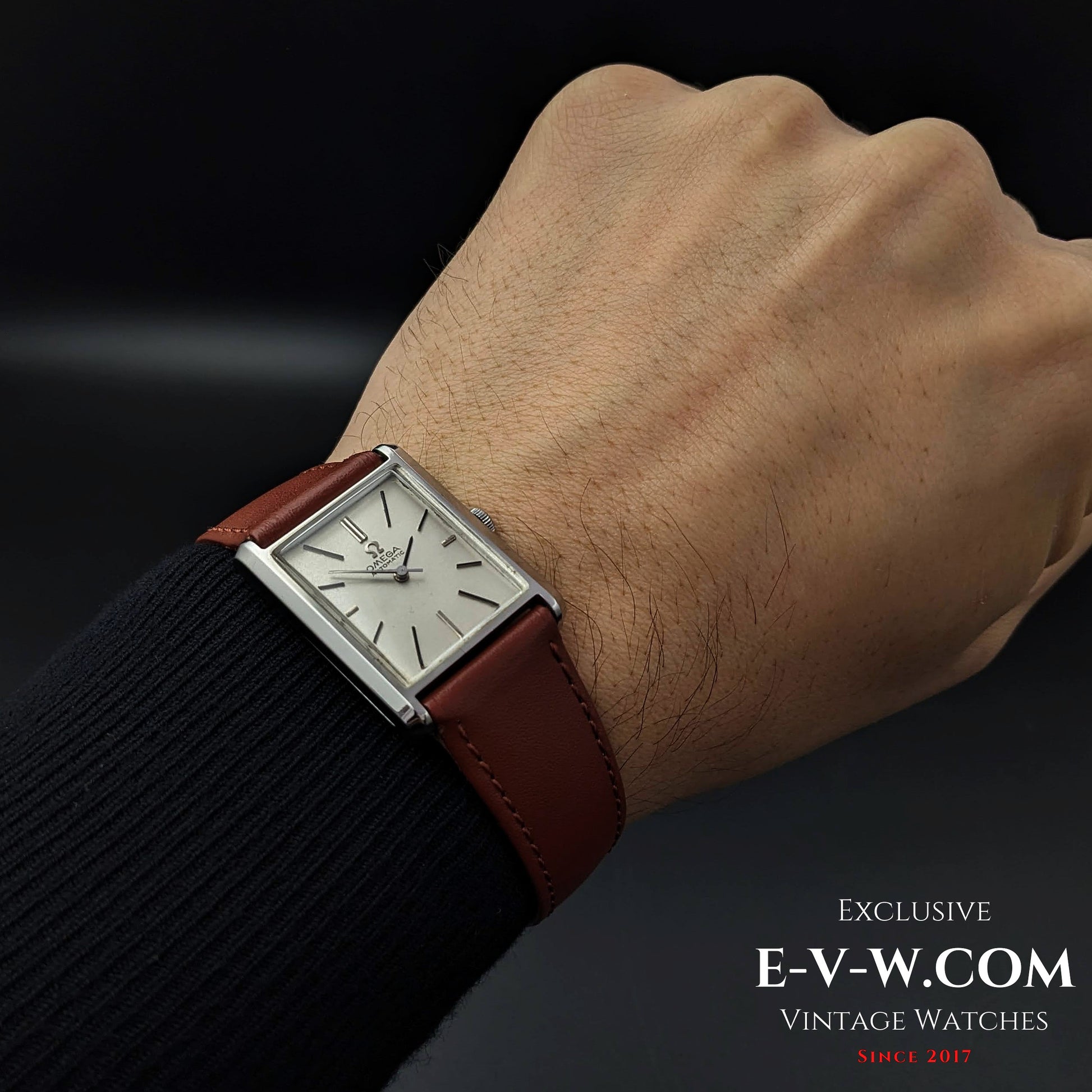 59 Years Old Vintage Omega Omega Automatic Tank / Art Deco Ref. 161013 / Cal. 671 / Vintage 1965