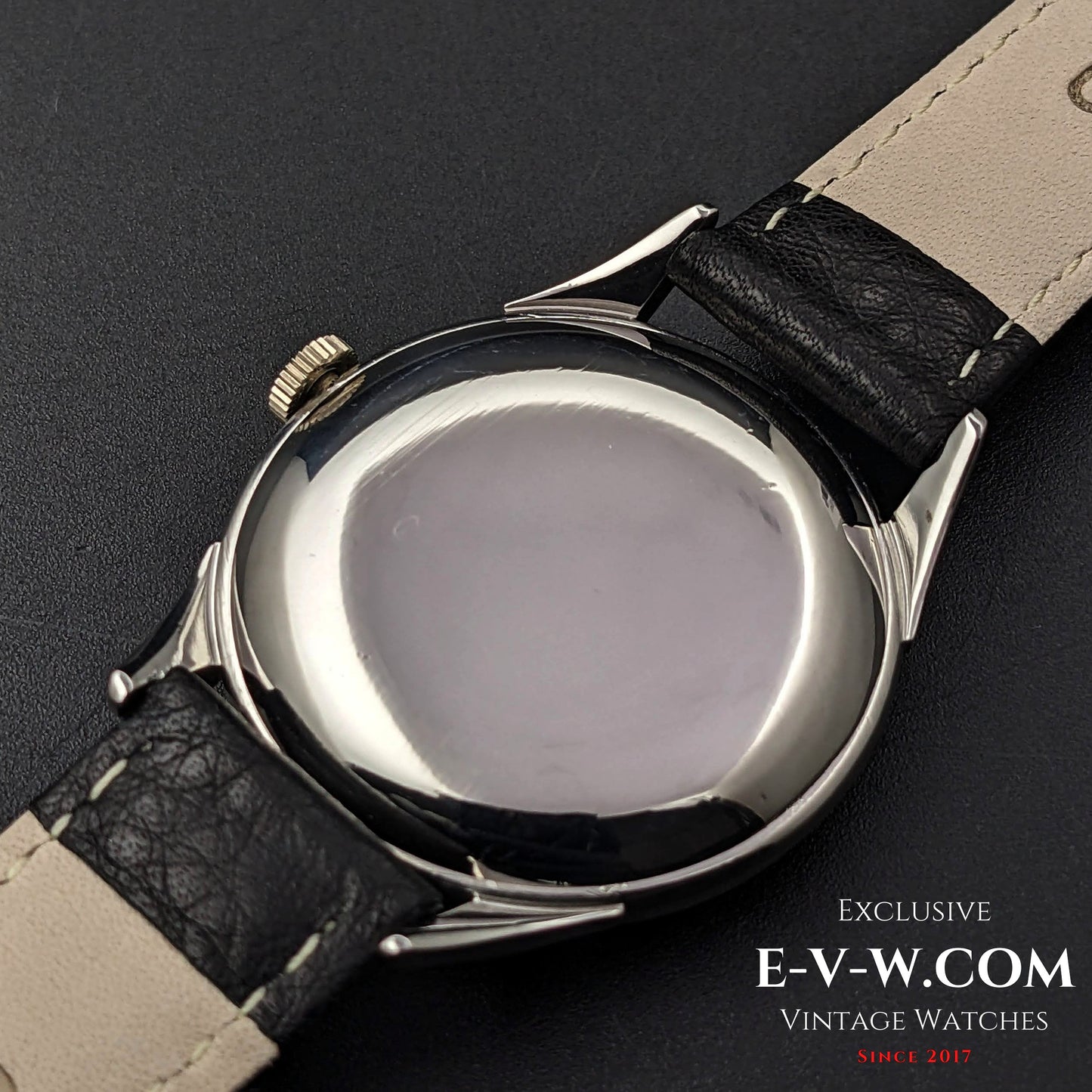 72 Years Old Vintage Omega Guilloche-Honeucomb Dial Ref. 2609 / Cal. 266 / Vintage 1952