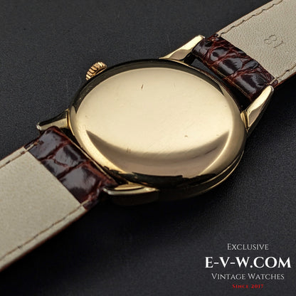 Omega vintage de 72 ans, cadran guilloché-honeucombe / Réf. 2512 11 / Cal. 266 / Année 1952