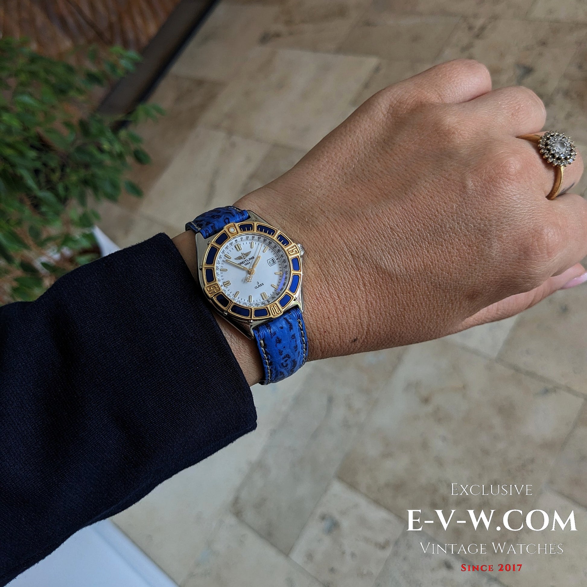 Breitling Lady J Class Lady / Two Tone 18k Gold & Stainless Steel / Ref. D52063 / Cal. B67