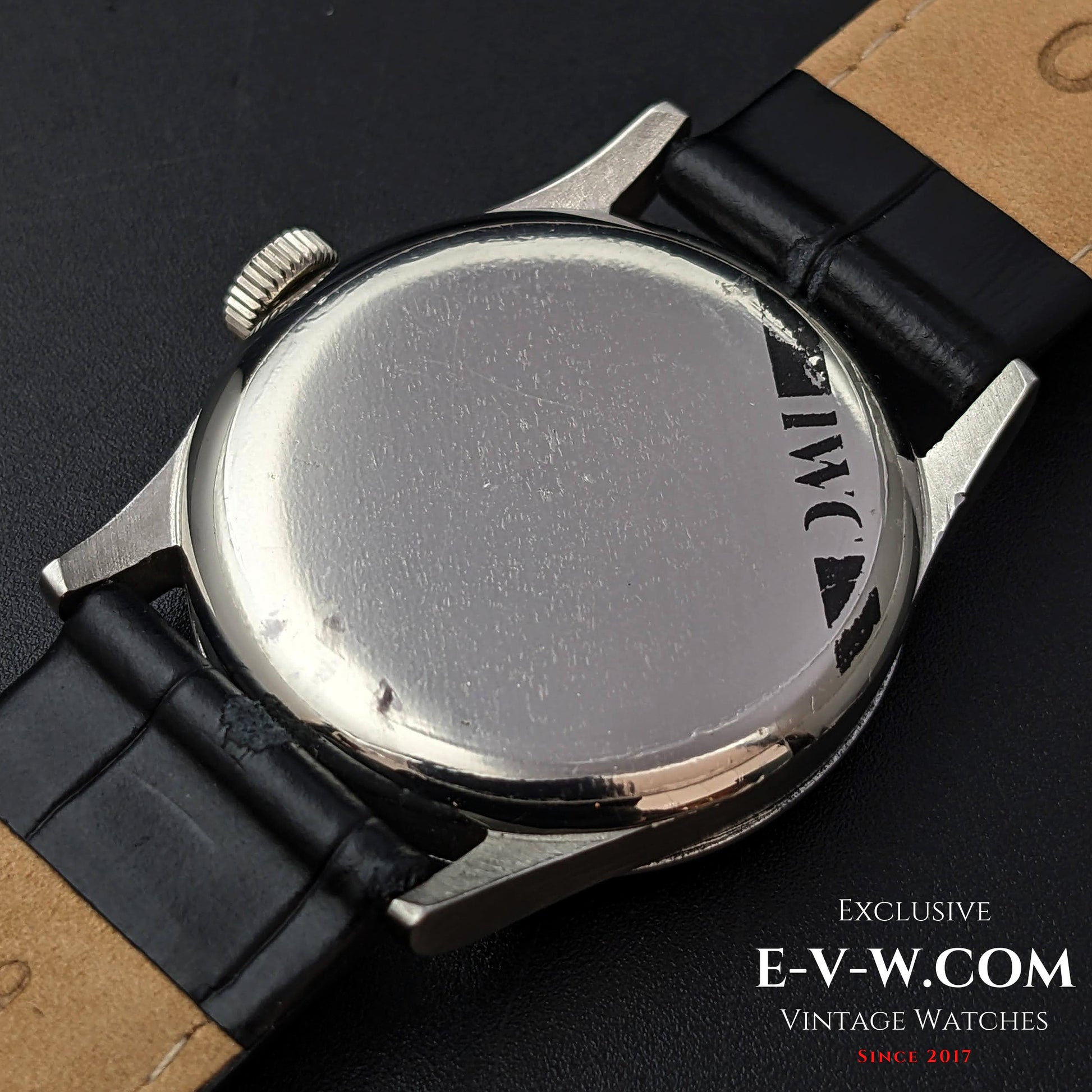 82 Years Old Vintage IWC Schaffhausen Black / Cal. 83 / Vintage 1941