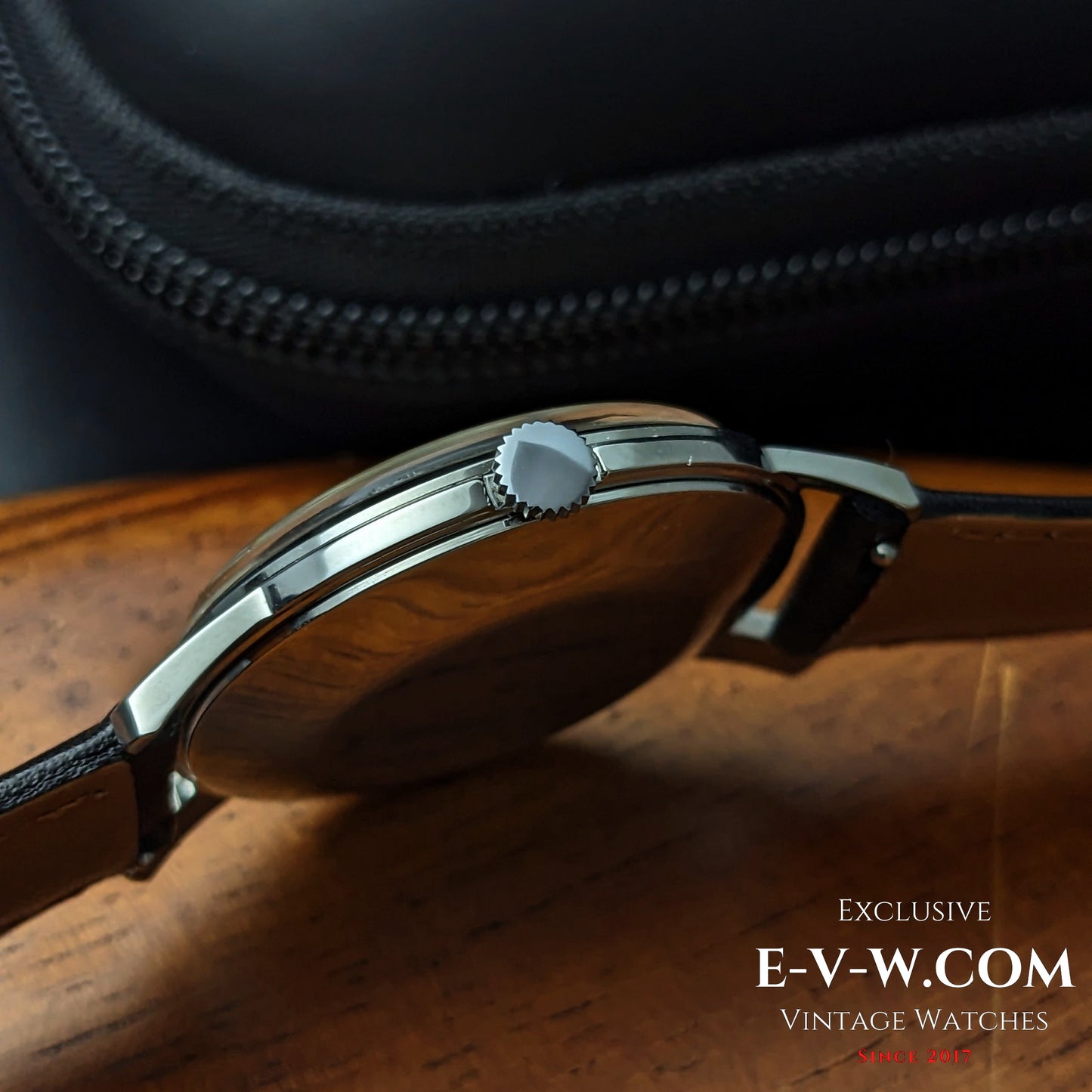 Années 1960 — PRIM — Cadran rose bicolore « œil de bœuf » — Cal. 521 — Vintage 1960 — Révisée