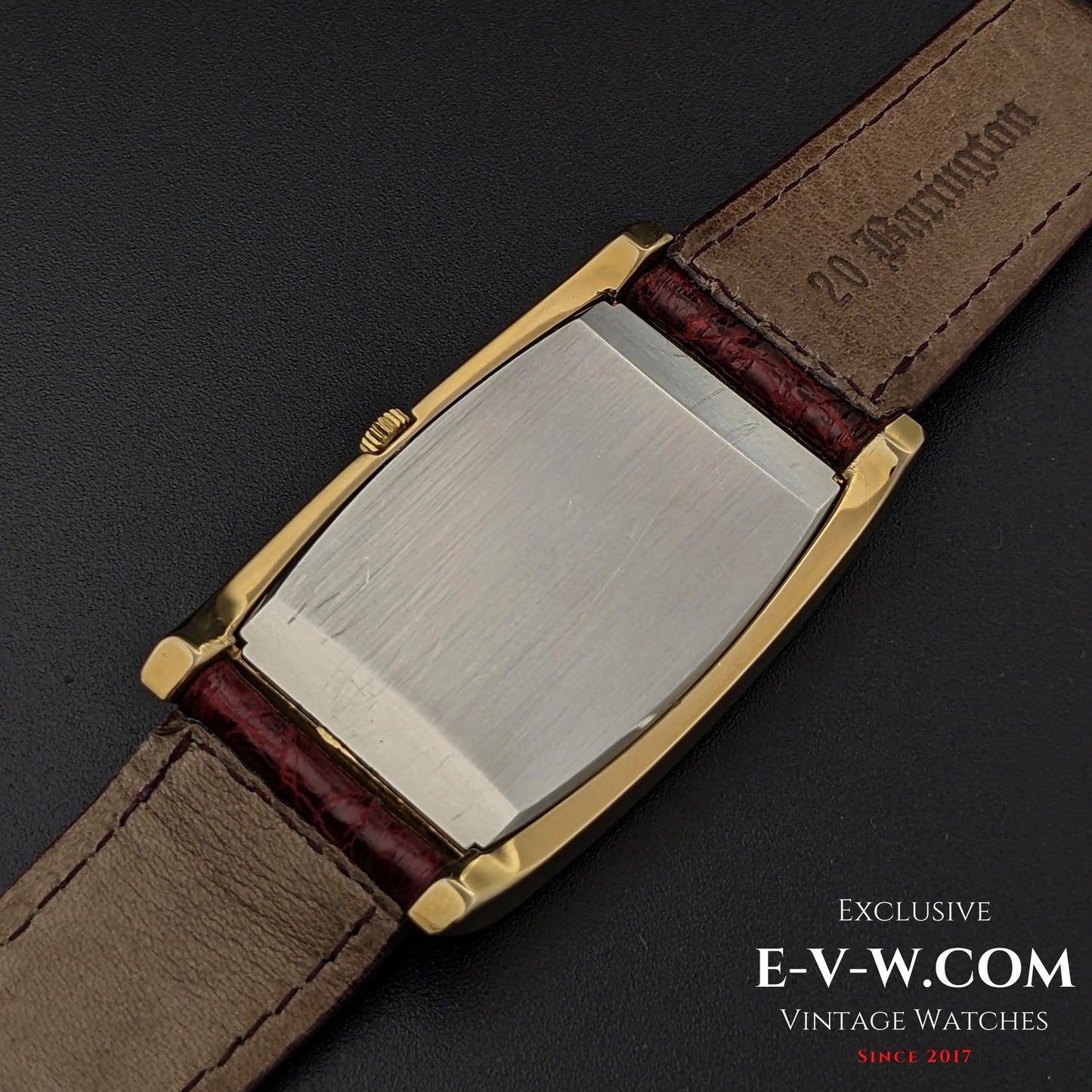 Omega Geneve Tank vintage plaquée or / Jumbo réf. 111010 / Cal. 620 / Année 1971