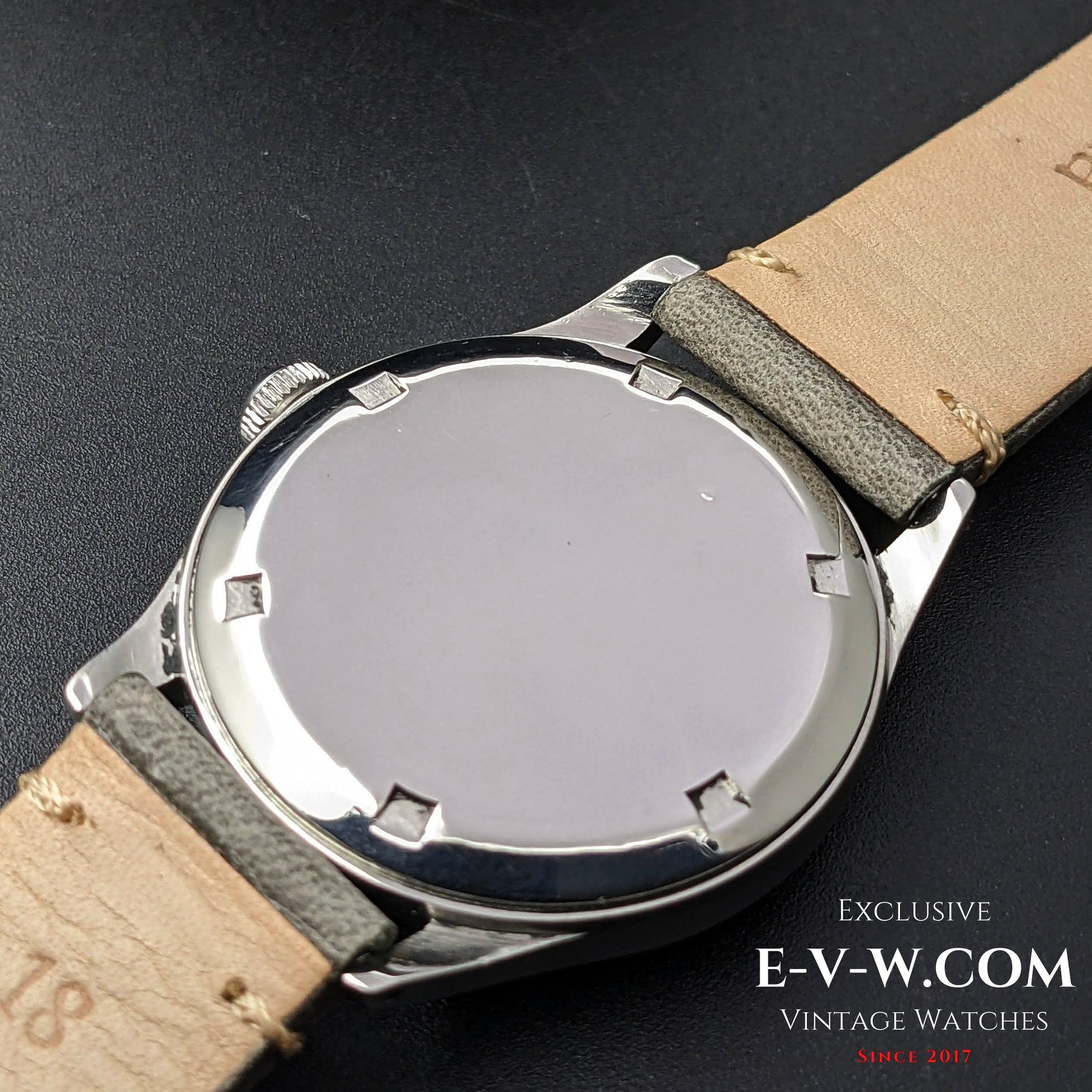 77 Years Old Vintage Omega military Ref. 2383 7 / Cal. 285 (30T2) / Vintage 1947a