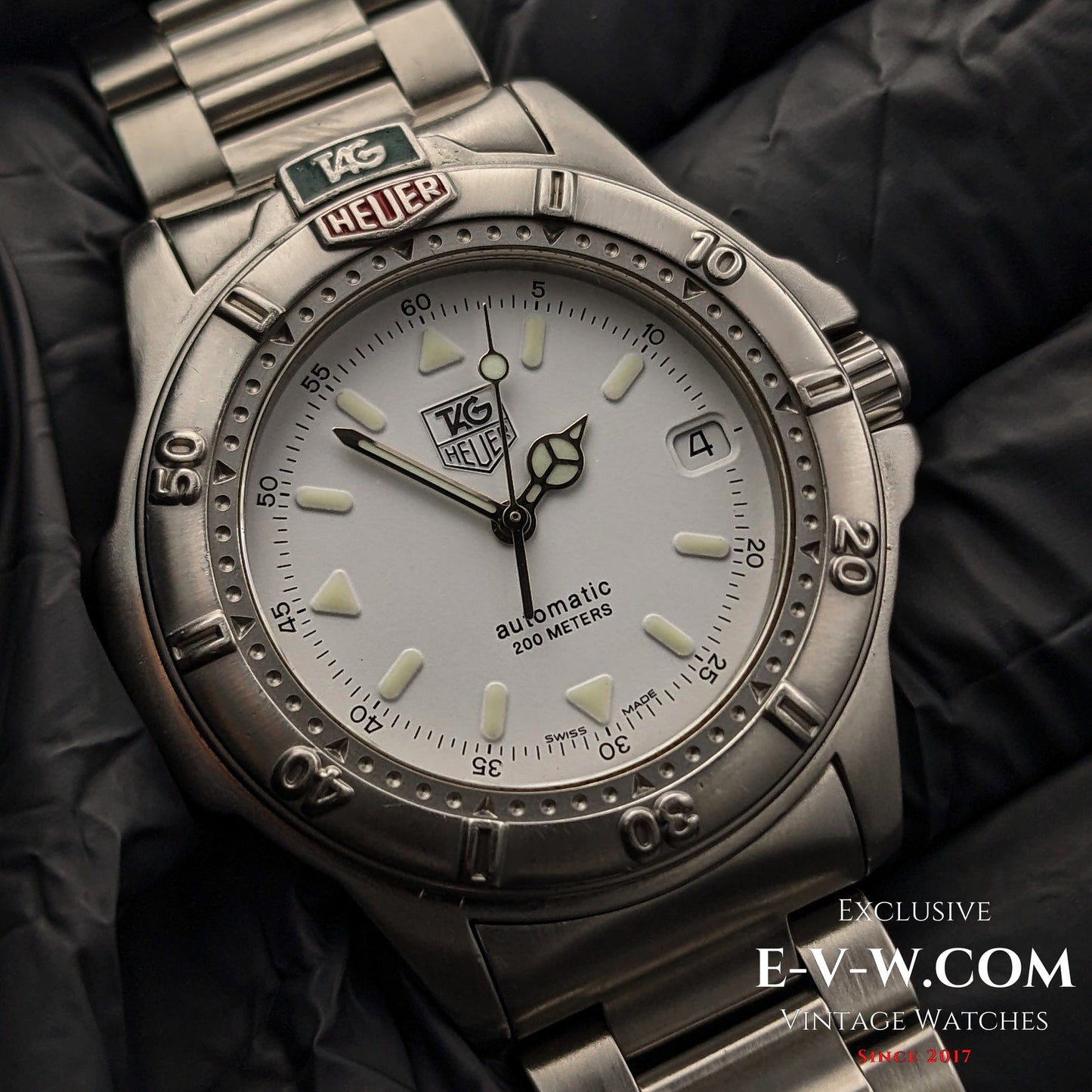 30 Years Old Vintage TAG HEUER 4000 Automatic / Ref. WF2110-K / Cal. 2824-2 / Vintage 1990's