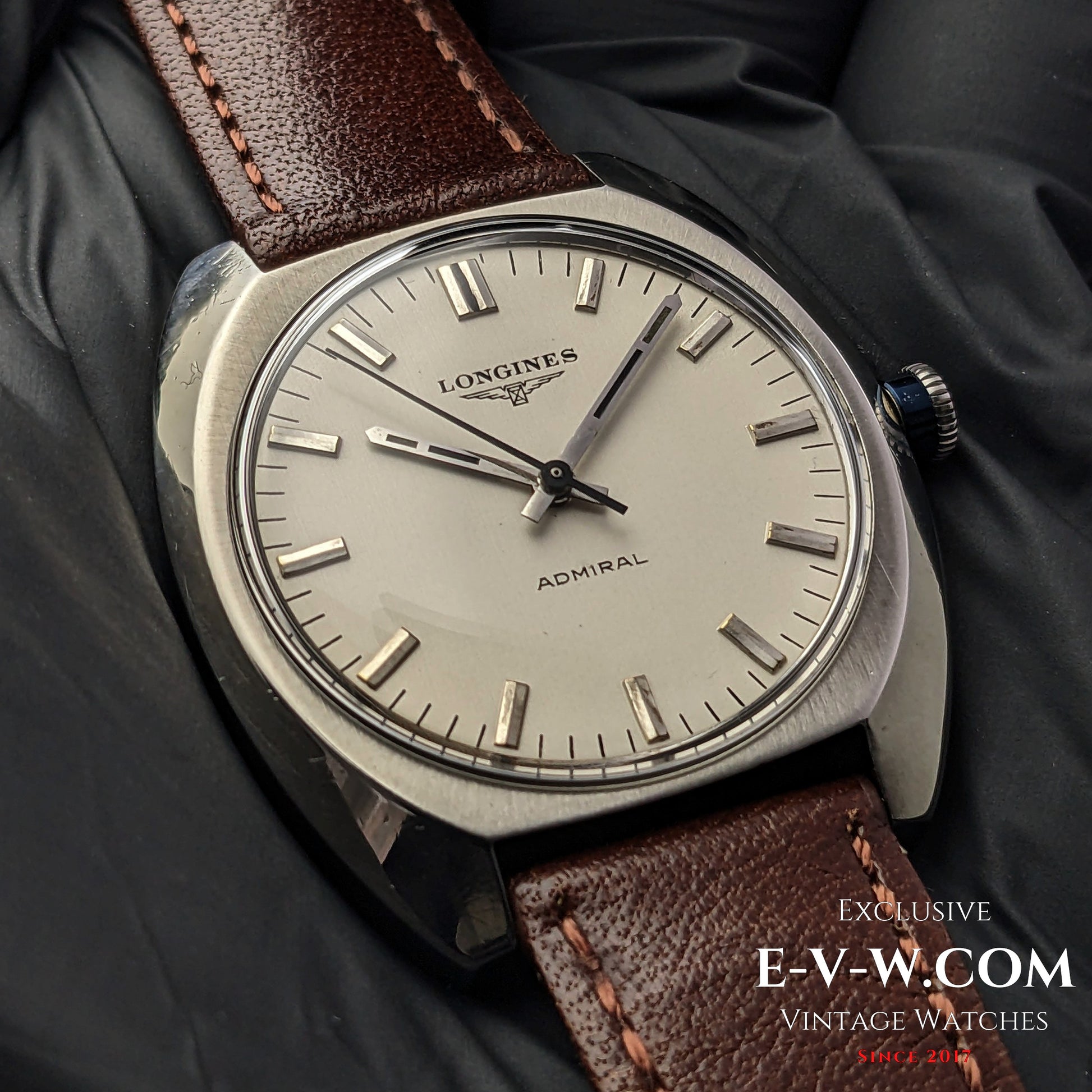 50 Vintage Longines Admiral Ref. 1559 1 / Cal. 6942 Vintage 1974