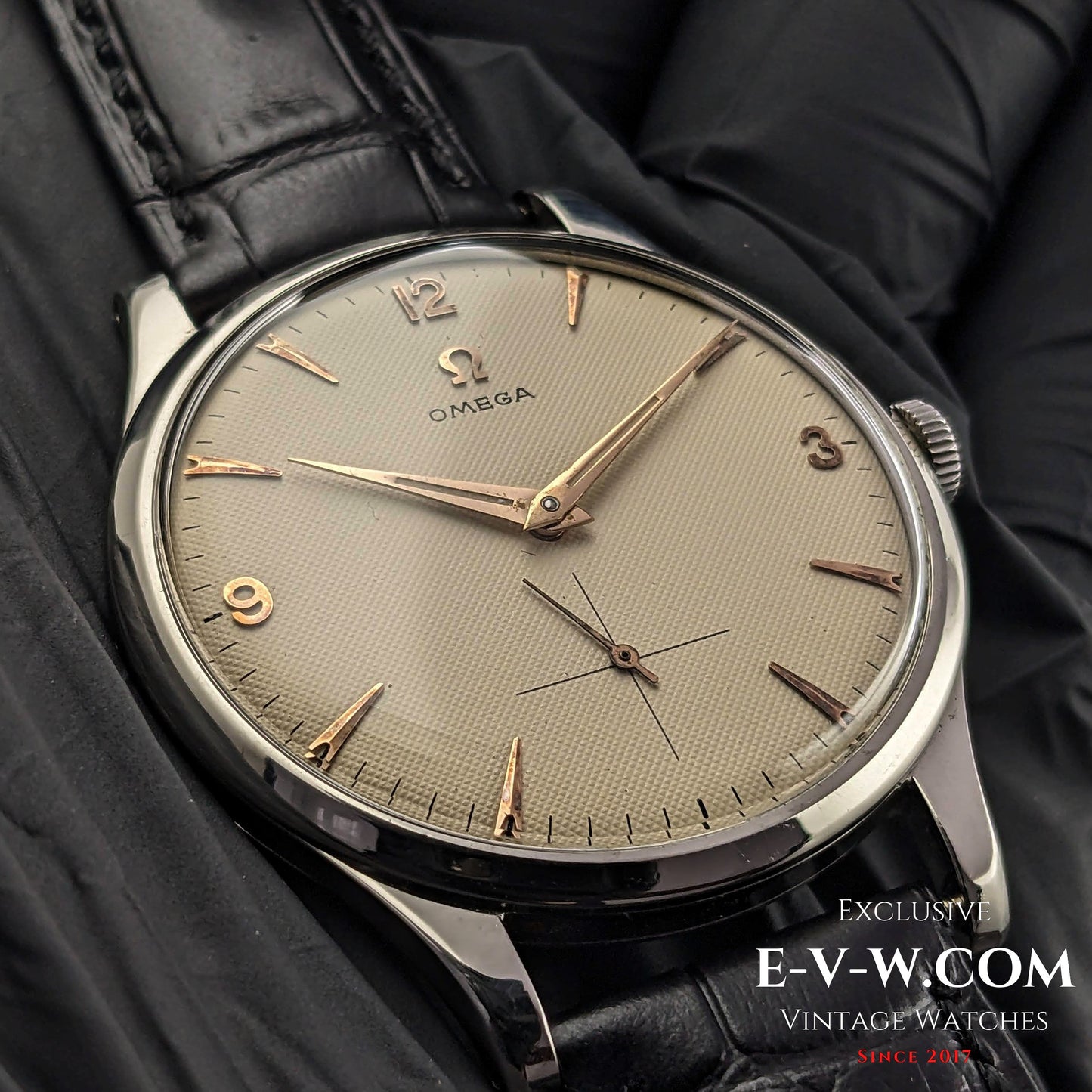 Omega vintage de 72 ans, cadran guilloché-honeucombe / Jumbo réf. 2609 / Cal. 266 / Vintage 1952