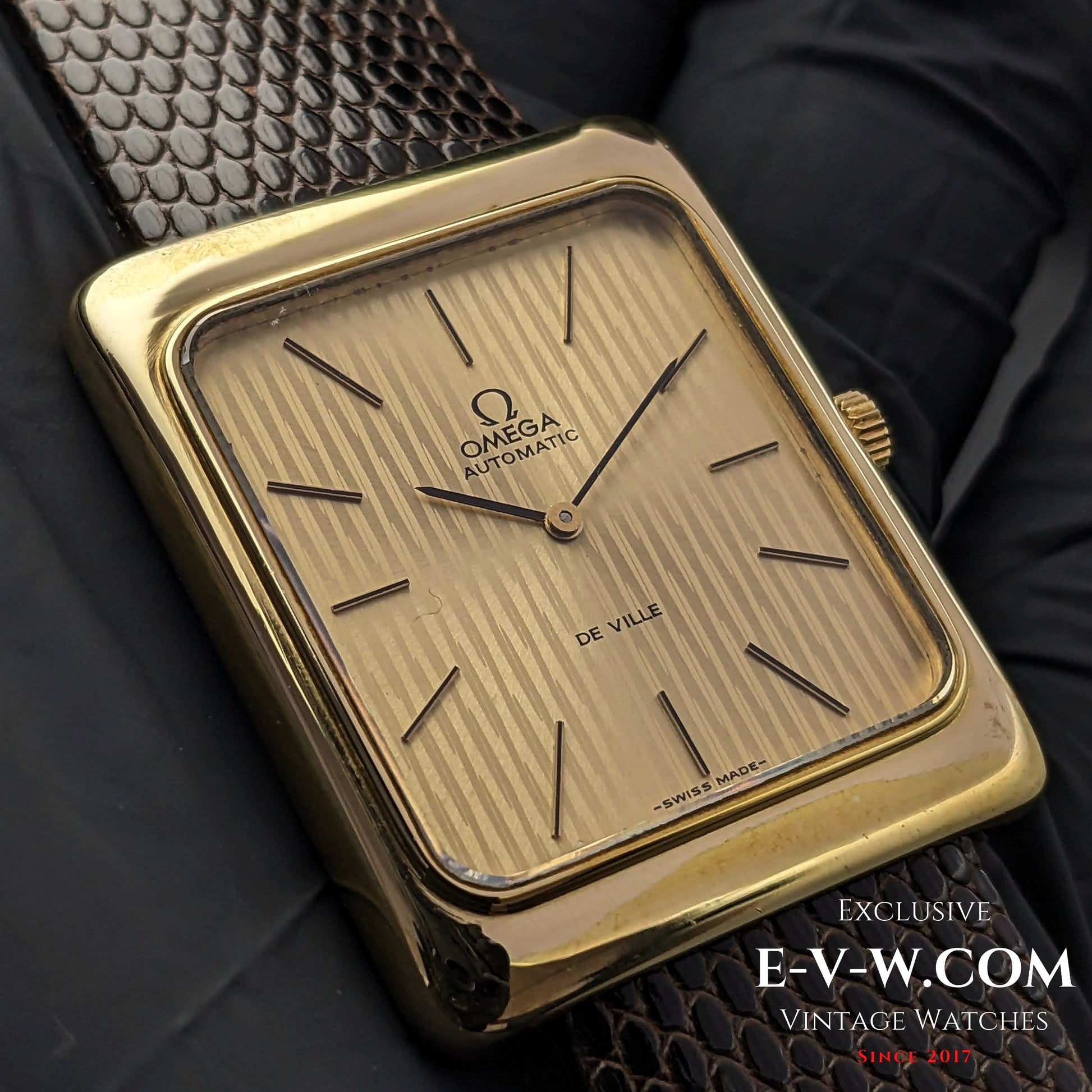 52 Years Old Vintage Omega DE VILLE / Jumbo / Very rare dial Ref, 1510046 / Cal. 710 / Vintage 1972