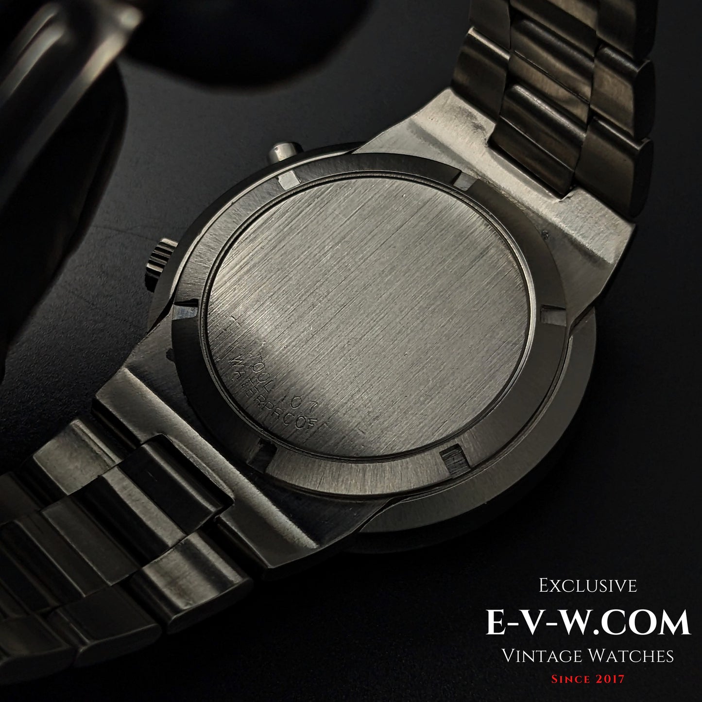 Omega Chronostop UFO vintage de 56 ans / Réf. 146012 / Cal. 920 / Année 1969 / Révisée 