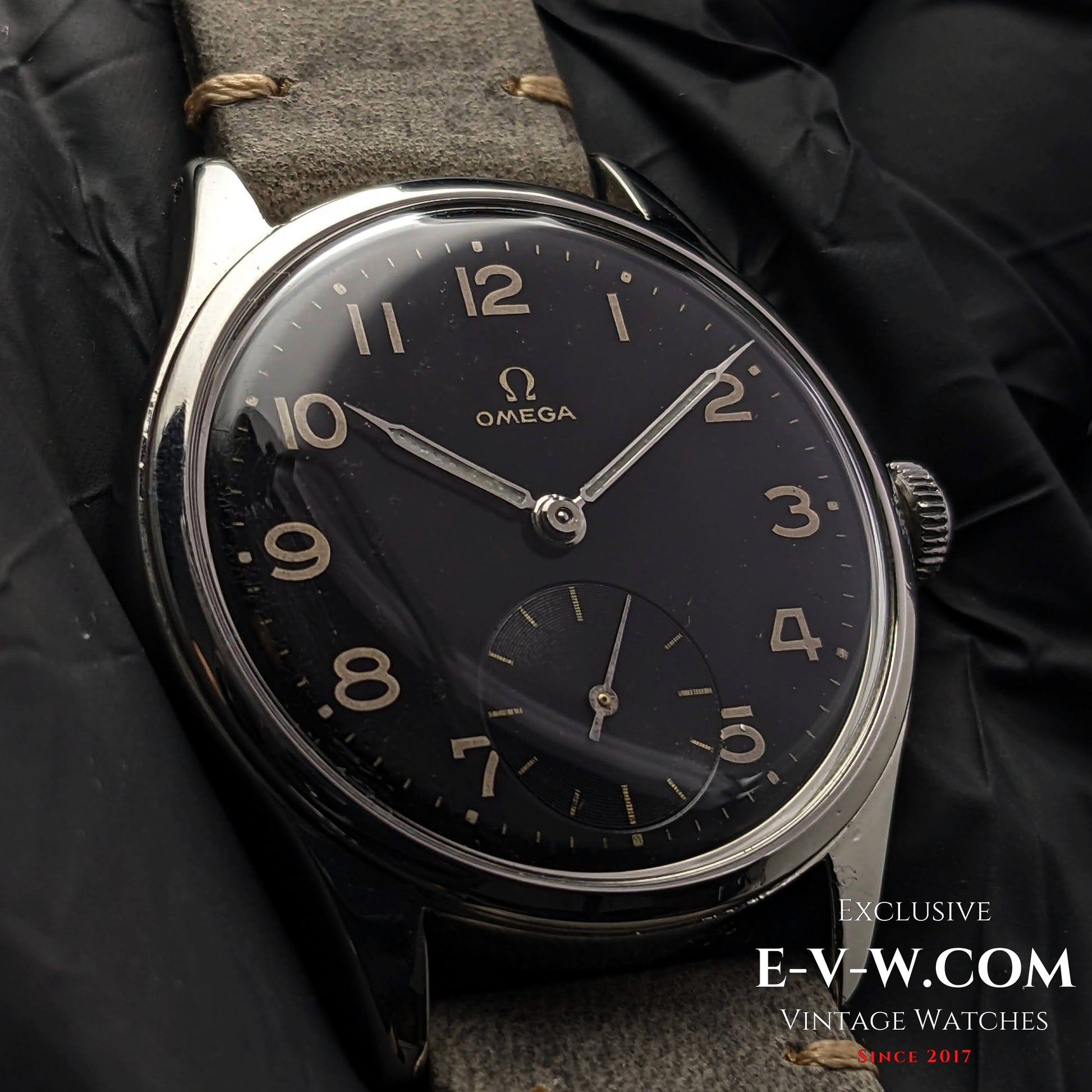 77 Years Old Vintage Omega military Ref. 2383 7 / Cal. 285 (30T2) / Vintage 1947a