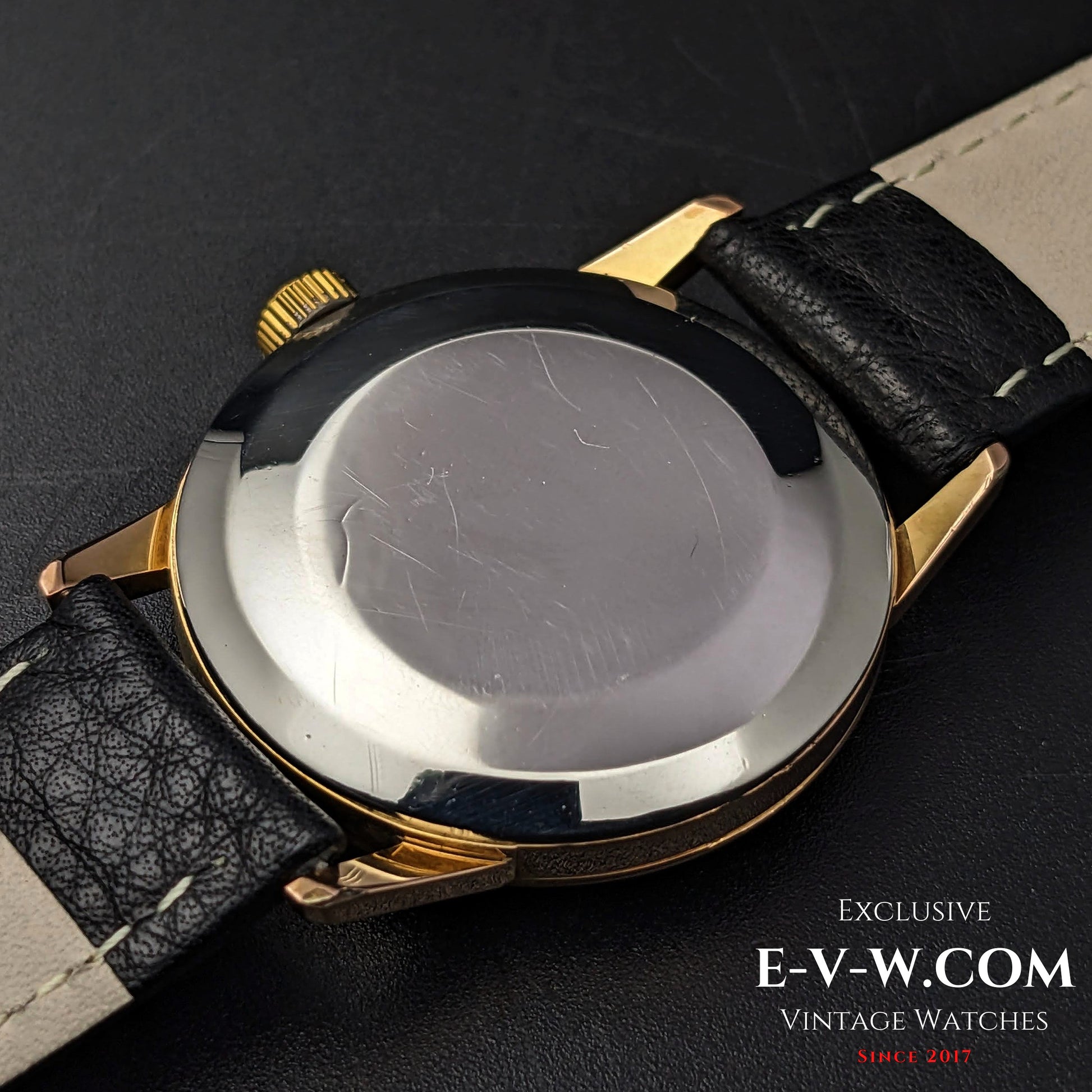 62 Years Old Vintage Omega Black dial Ref. 14714-61SC / Cal. 285 / Vintage 1961