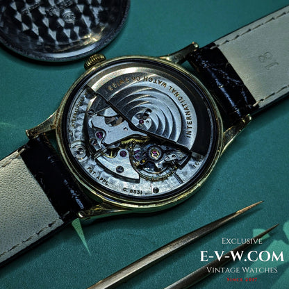 IWC Schaffhausen AUTOMATIC Date | Cadran « Pie-Pan » | Plaqué or | Cal. 8531 | Millésime 1962 | Révision 08/2025