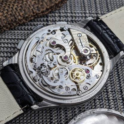 86 years old WWII DOXA Jumbo Chronograph 38mm - 1940s Vintage / cal. Valoux 22 / Serviced