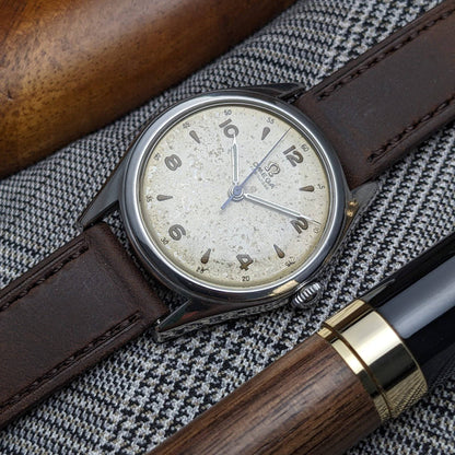 Montre vintage Omega Fab. Suisse, cadran 2537-3, 1948, 78 ans / Révisée