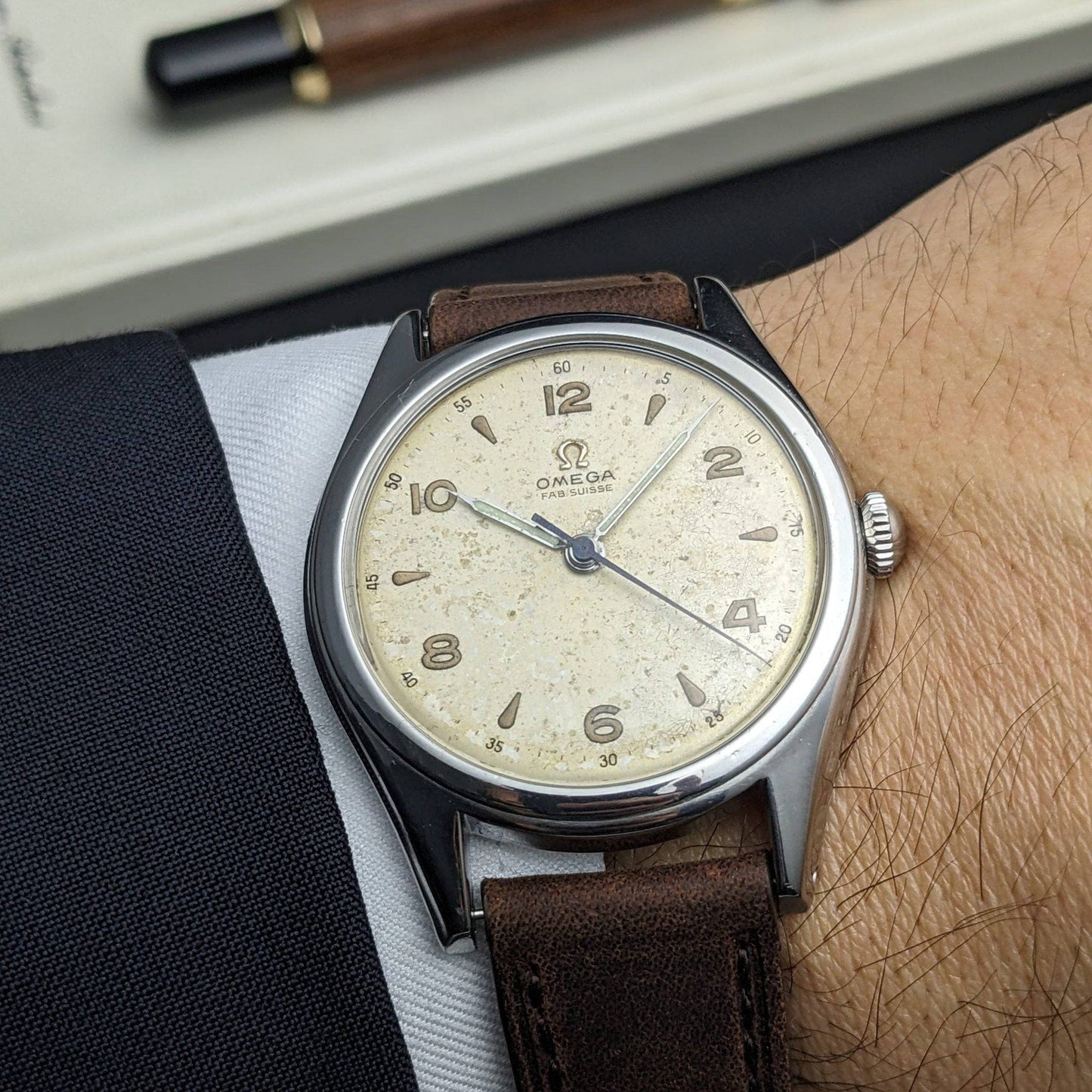 Montre vintage Omega Fab. Suisse, cadran 2537-3, 1948, 78 ans / Révisée