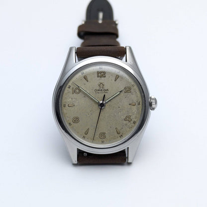 Montre vintage Omega Fab. Suisse, cadran 2537-3, 1948, 78 ans / Révisée