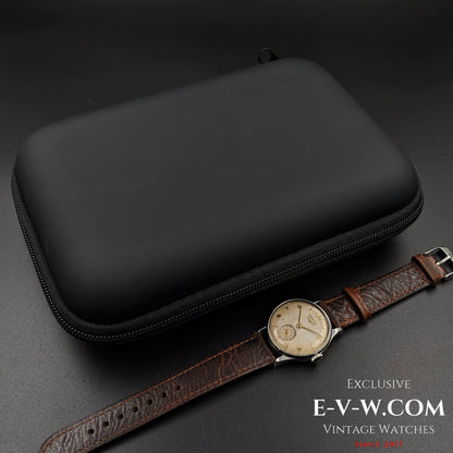 Longines de 1951 avec une belle patine vintage sur le cadran / Cal 12.68Z