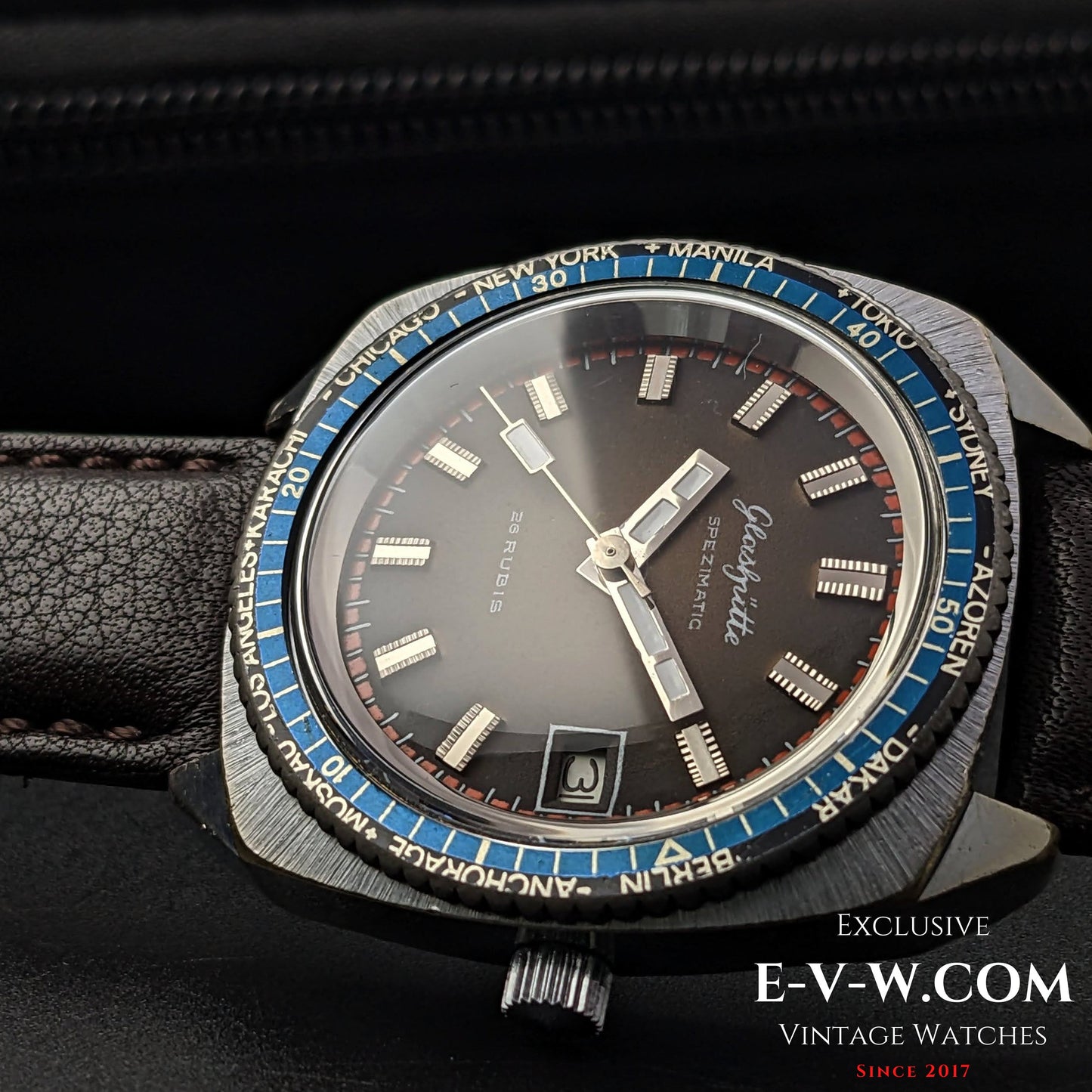 Rare montre GUB Glashütte SPEZIMATIC HEURE MONDIALE / 26 RUBIS Automatique cal. 75 / Vintage années 1960