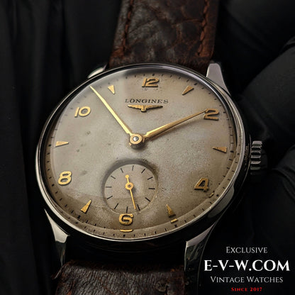 Longines de 1951 avec une belle patine vintage sur le cadran / Cal 12.68Z