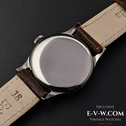 Longines de 1951 avec une belle patine vintage sur le cadran / Cal 12.68Z