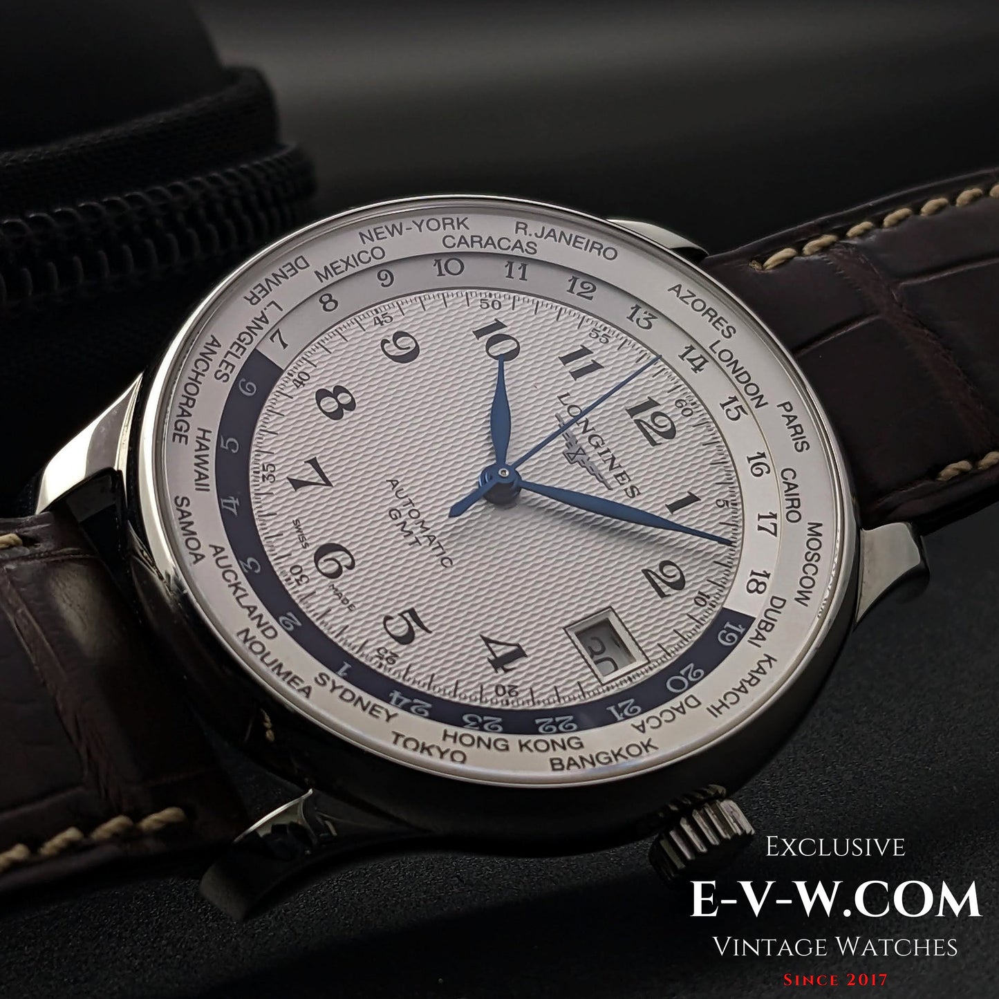 Édition limitée à 77 exemplaires Longines Master Collection Worldtime « AS 7 Maravilhas Do Mundo Antigo (Les 7 Merveilles du Monde Antique) » / Réf. L2.631.4
