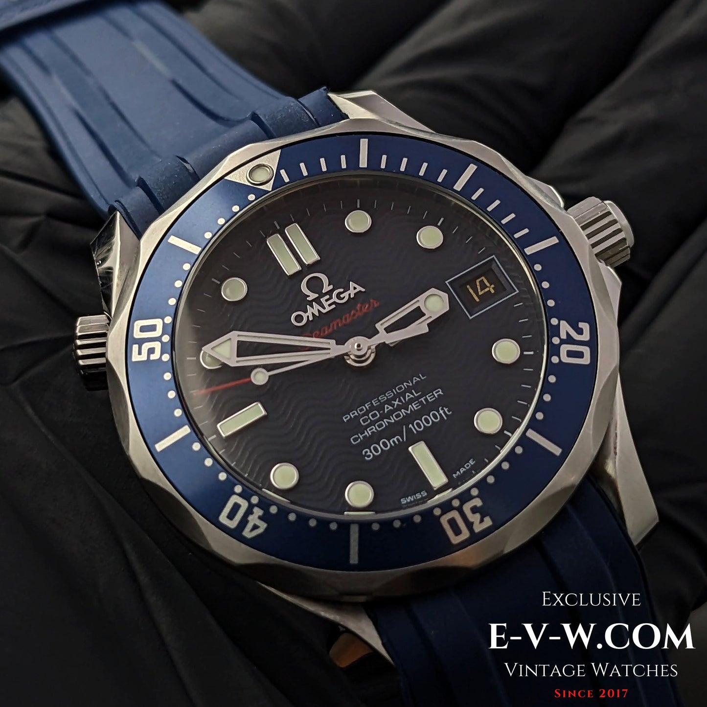 Omega Seamaster Diver 300 M PROFESSIONAL CO-AXIAL CHRONOMETER 300 M / Rare inscription sur le boîtier « NOT FOR SALE »