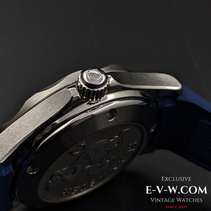 Omega Seamaster Diver 300 M PROFESSIONAL CO-AXIAL CHRONOMETER 300 M / Rare inscription sur le boîtier « NOT FOR SALE »